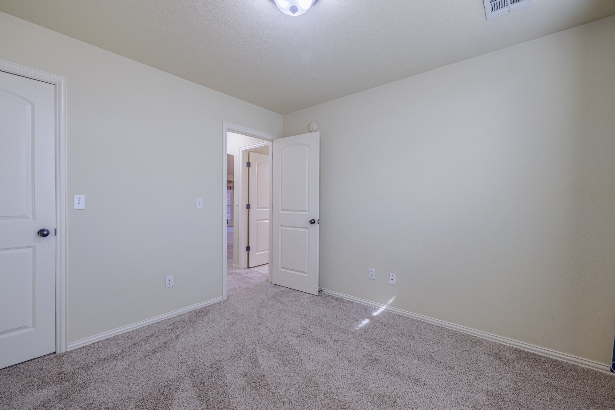 1614 W Austin Place Broken Arrow OK 74011