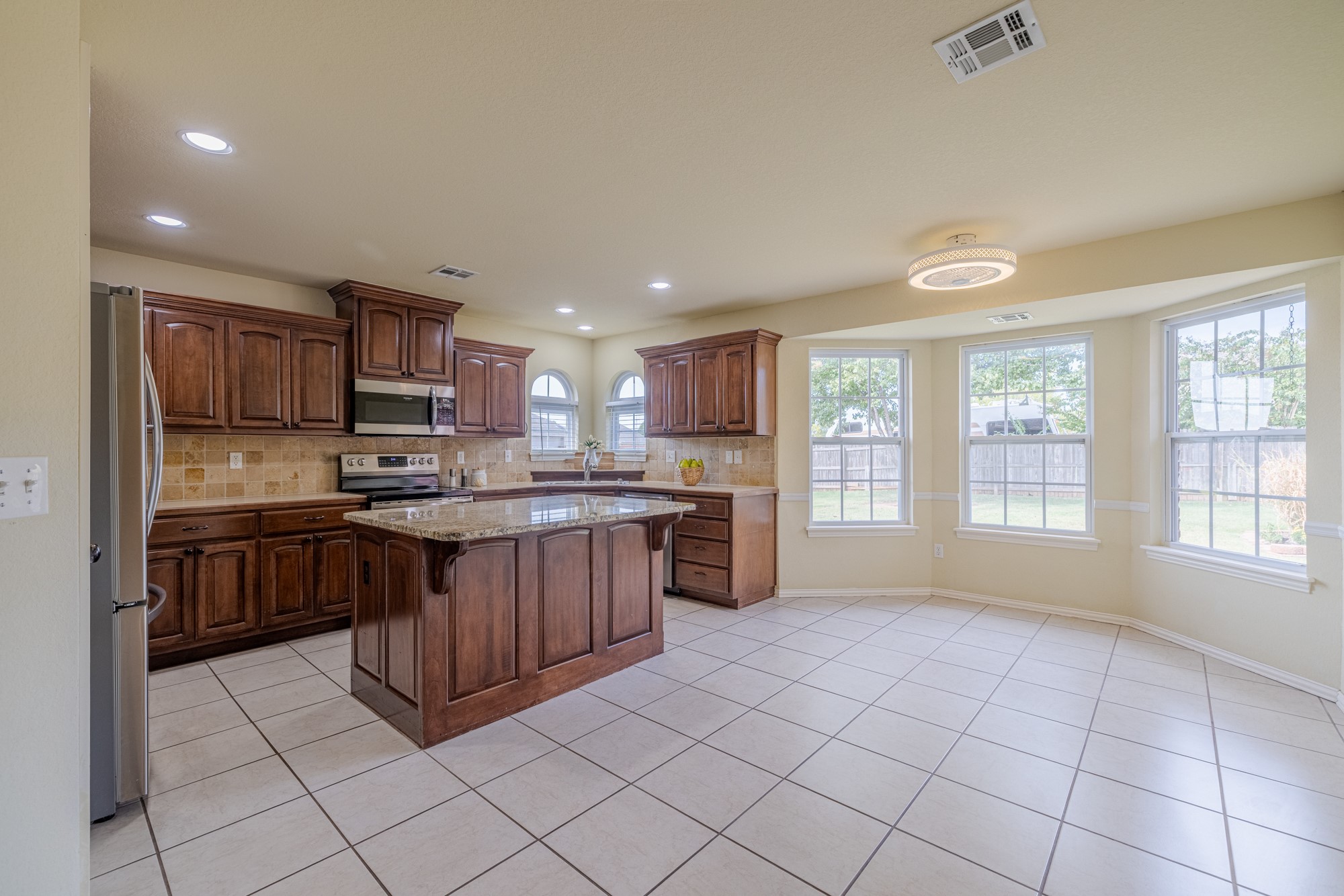 1614 W Austin Place Broken Arrow OK 74011