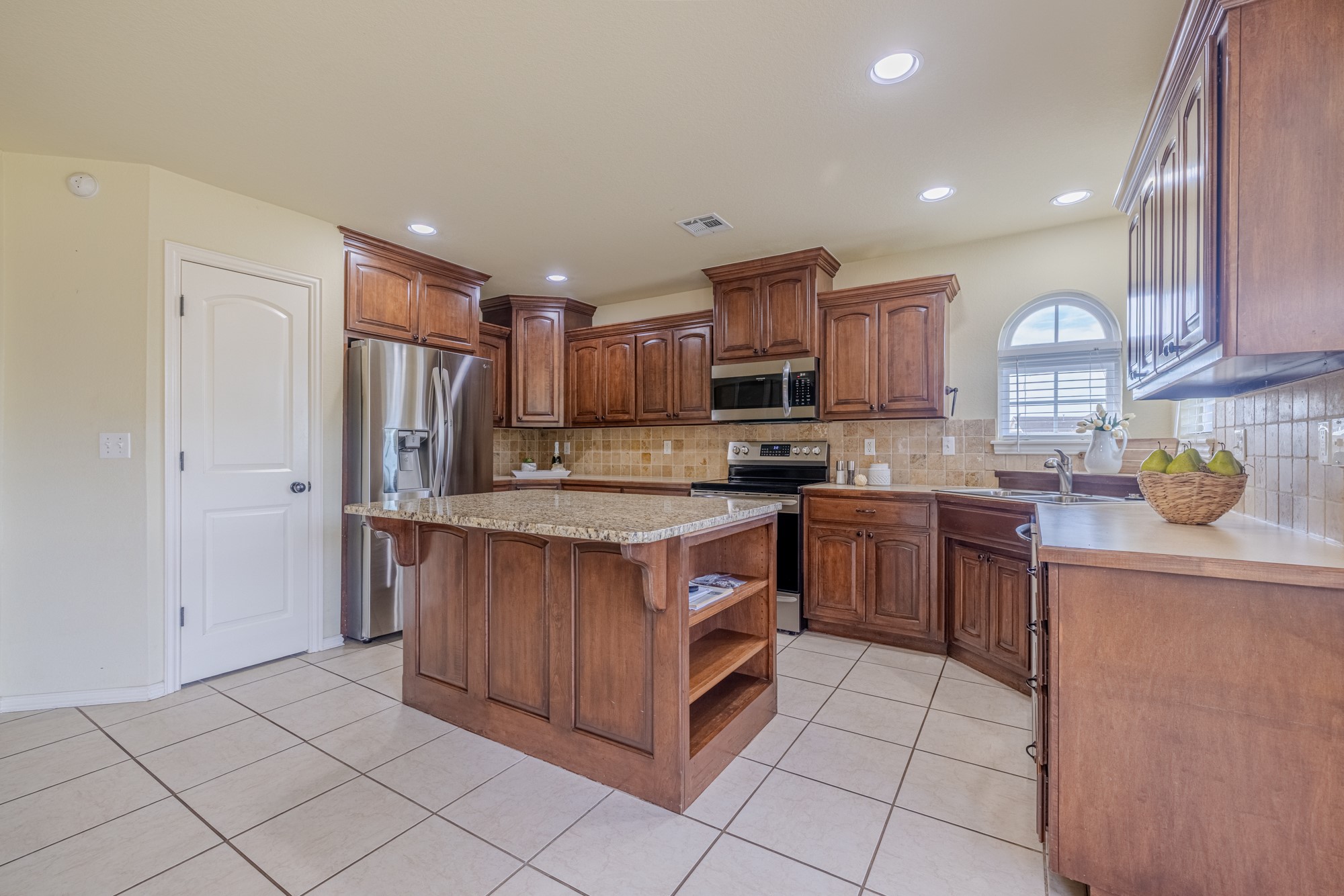 1614 W Austin Place Broken Arrow OK 74011