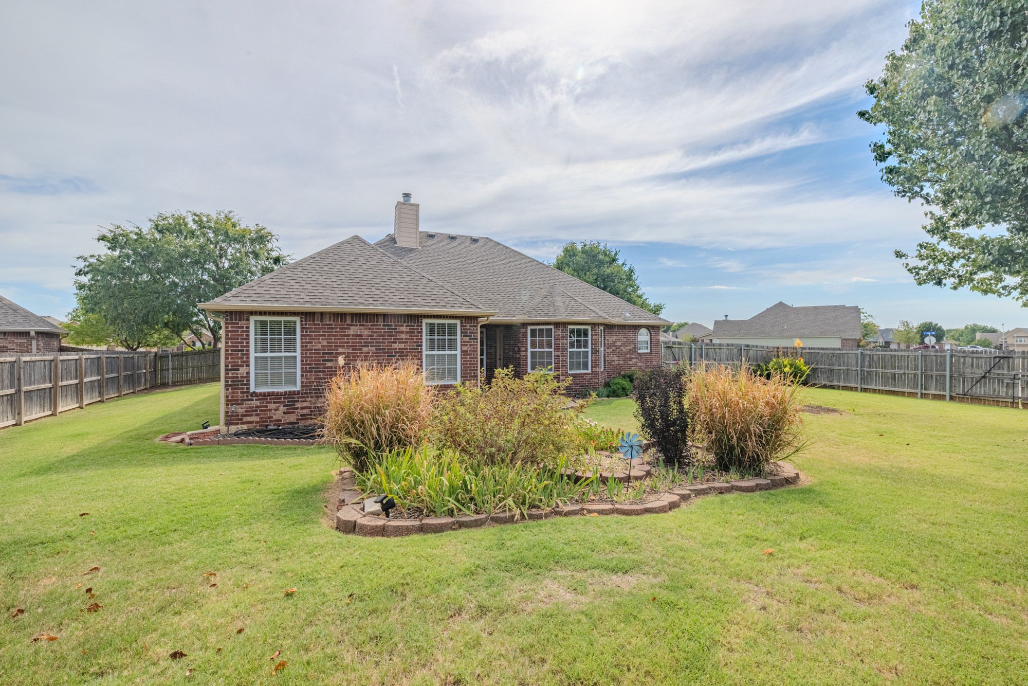 1614 W Austin Place Broken Arrow OK 74011