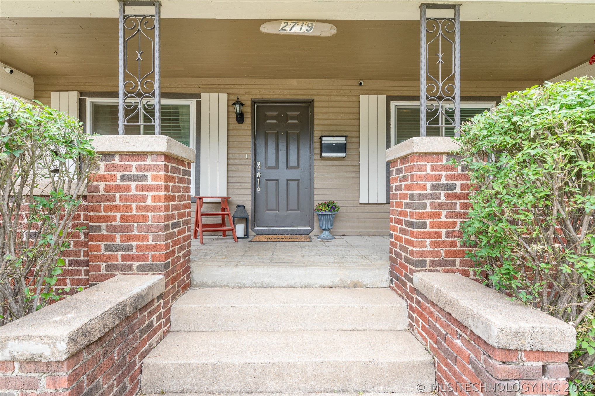 2719 E 1st Street Tulsa OK 74129