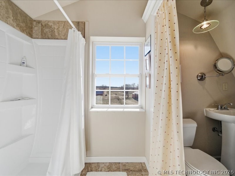 168 Murray Lane Strang OK 74367