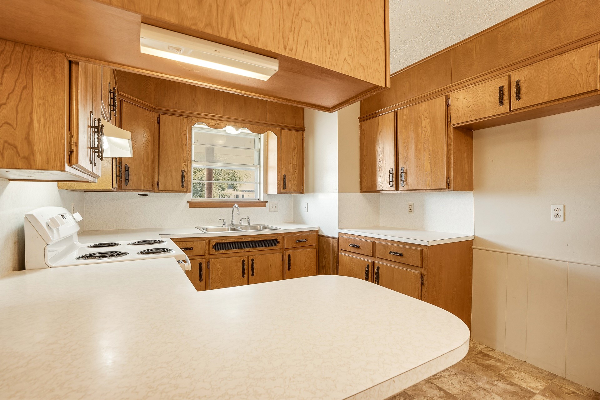 415 W 14th Ada OK 74820
