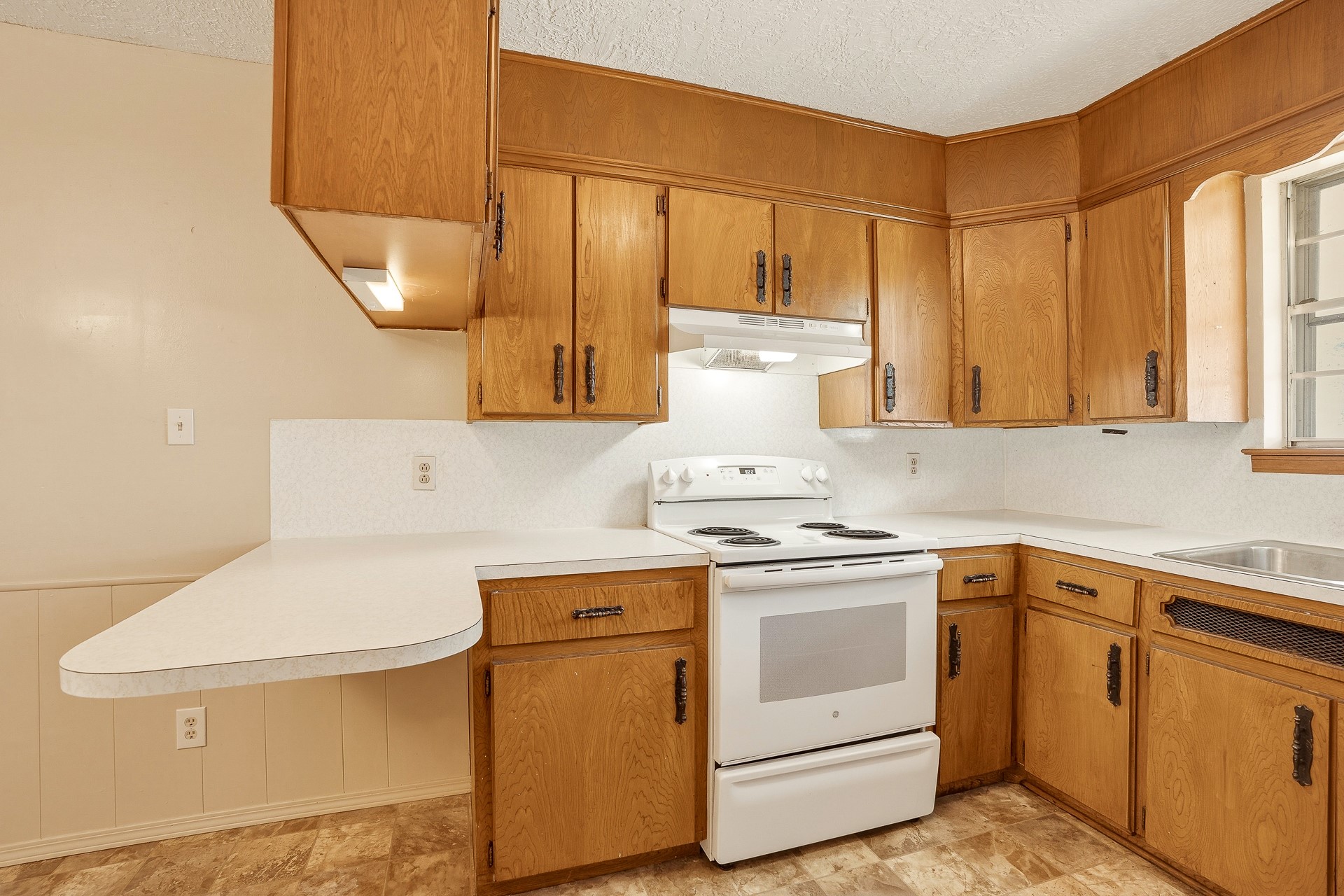 415 W 14th Ada OK 74820