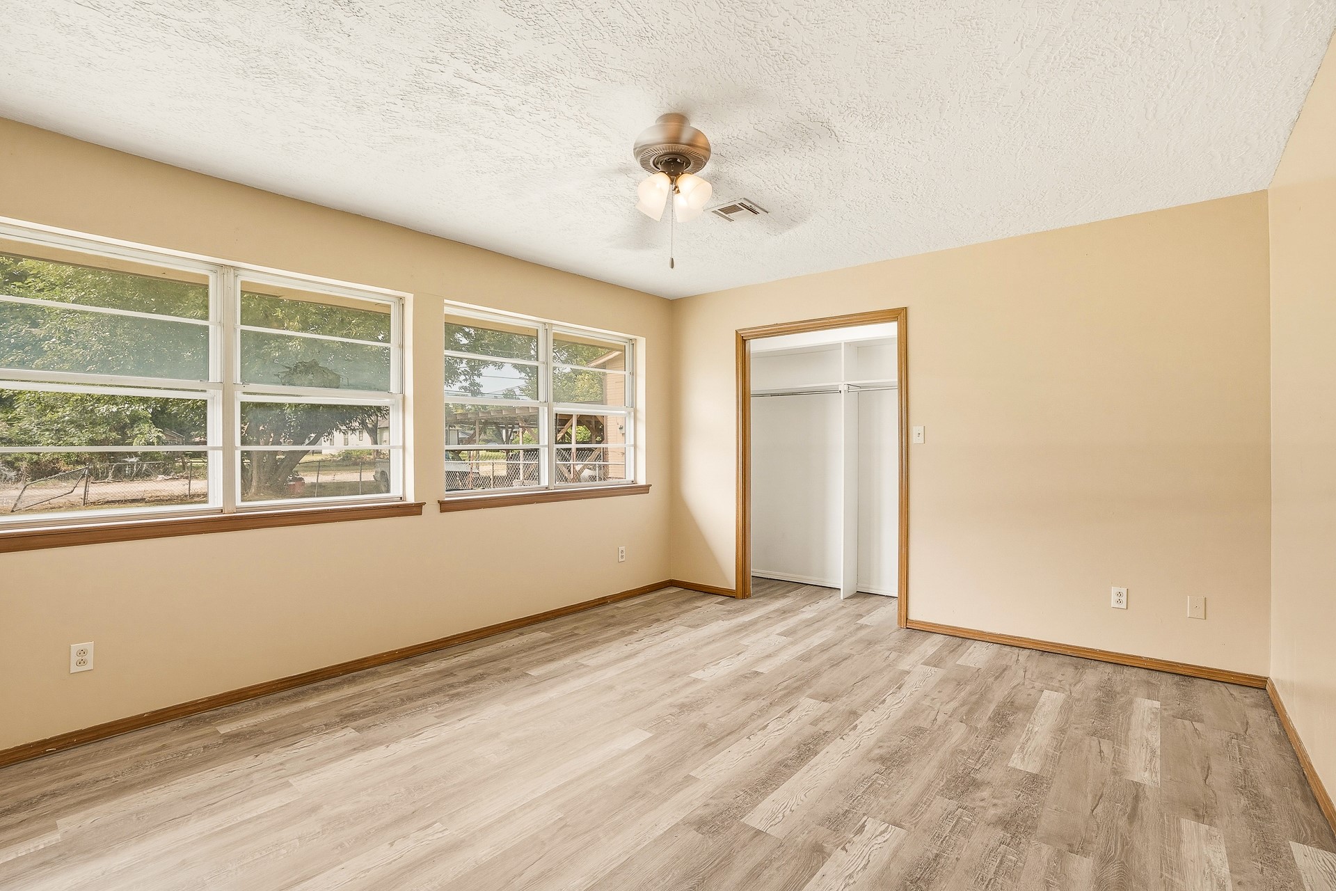 415 W 14th Ada OK 74820
