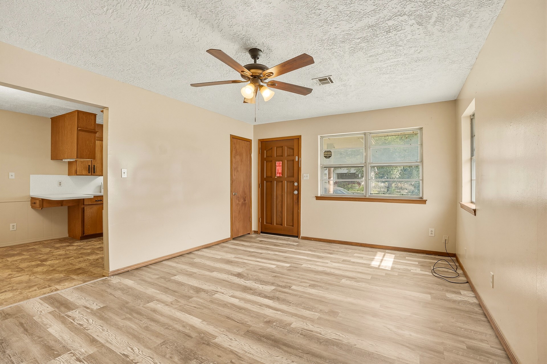 415 W 14th Ada OK 74820