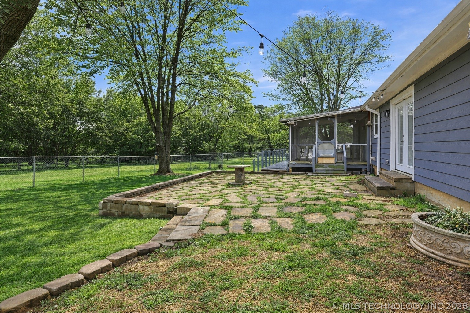 559 E 4th Street Durant OK 74701
