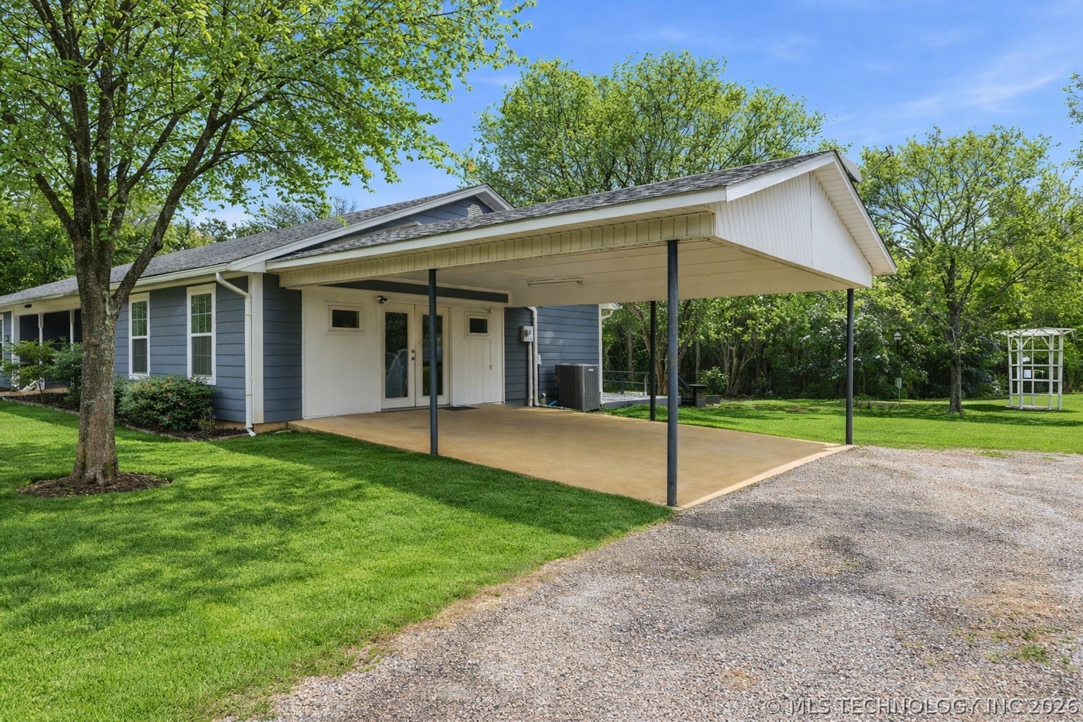 559 E 4th Street Durant OK 74701