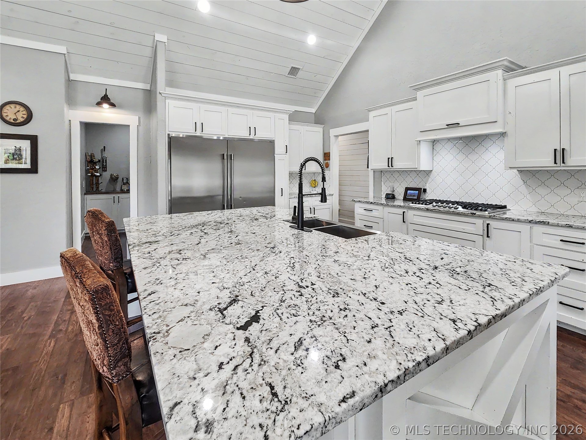 17413 E 626 Road Tahlequah OK 74464