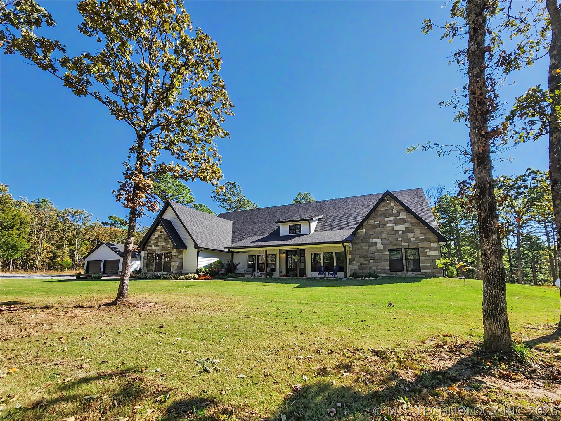 17413 E 626 Road Tahlequah OK 74464