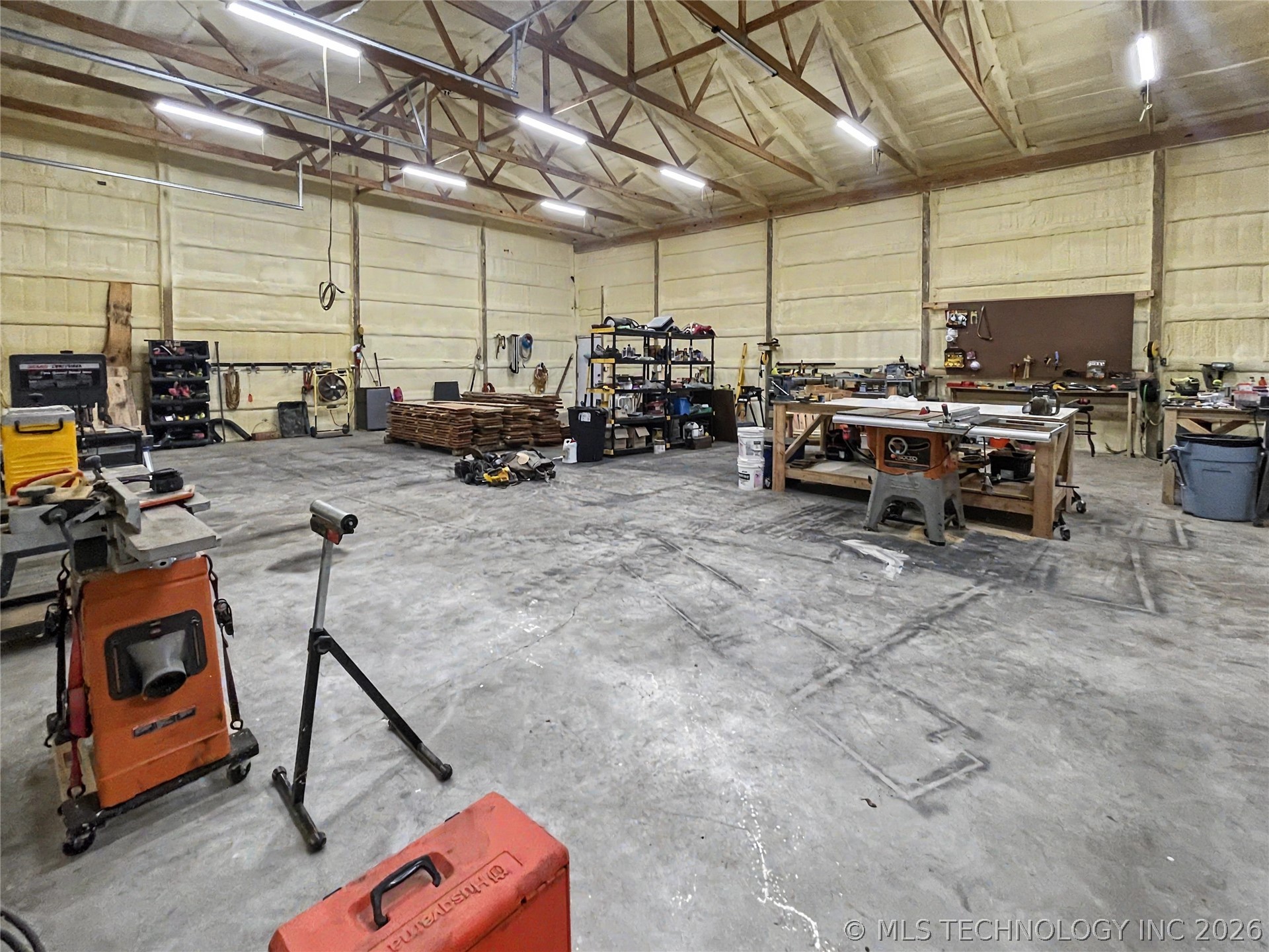 17413 E 626 Road Tahlequah OK 74464