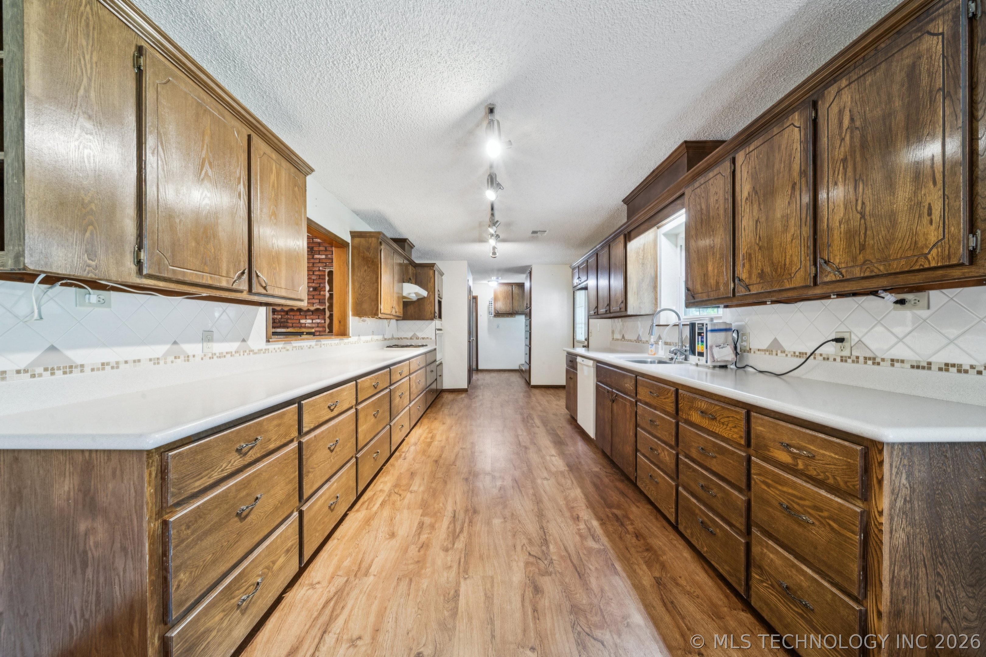 100 S 5th Street Morris OK 74445