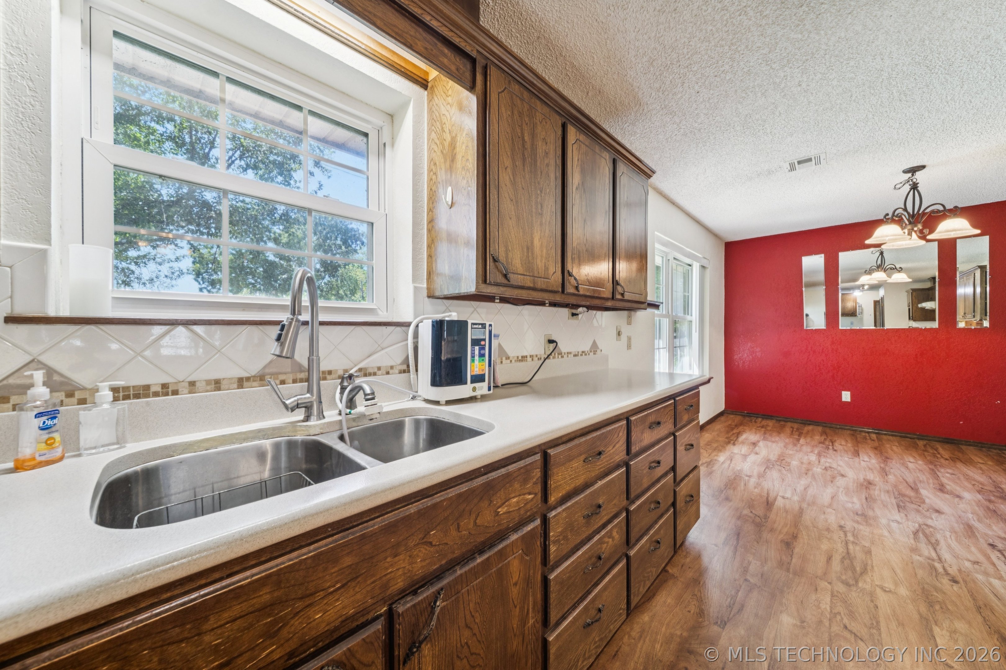 100 S 5th Street Morris OK 74445