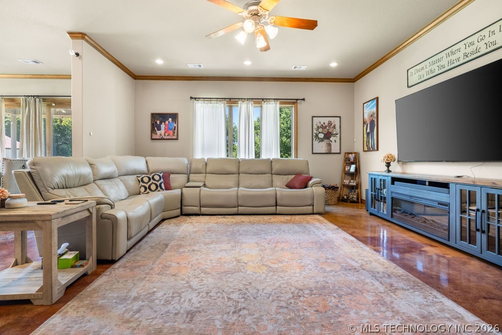 108 Whitney Way Madill OK 73446