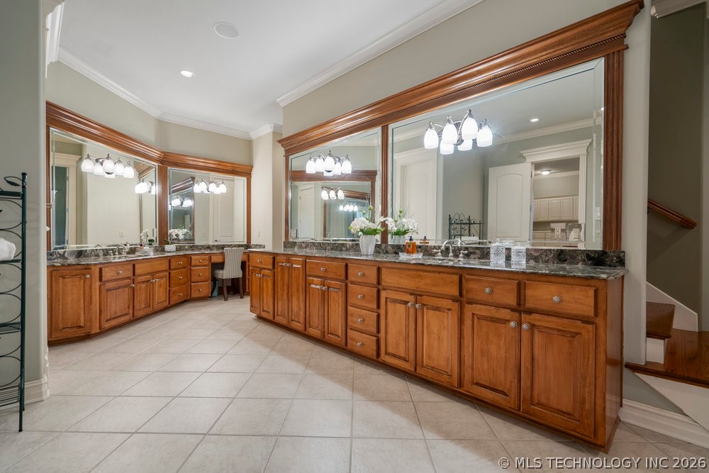 6308 E 105th Street Tulsa OK 74137