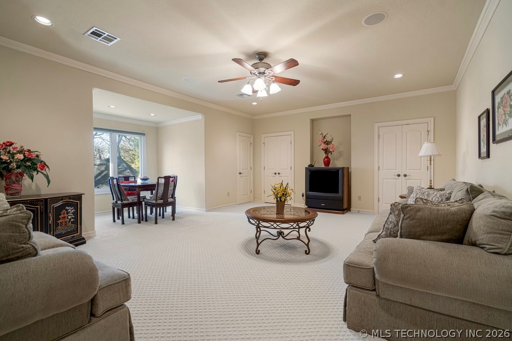 6308 E 105th Street Tulsa OK 74137