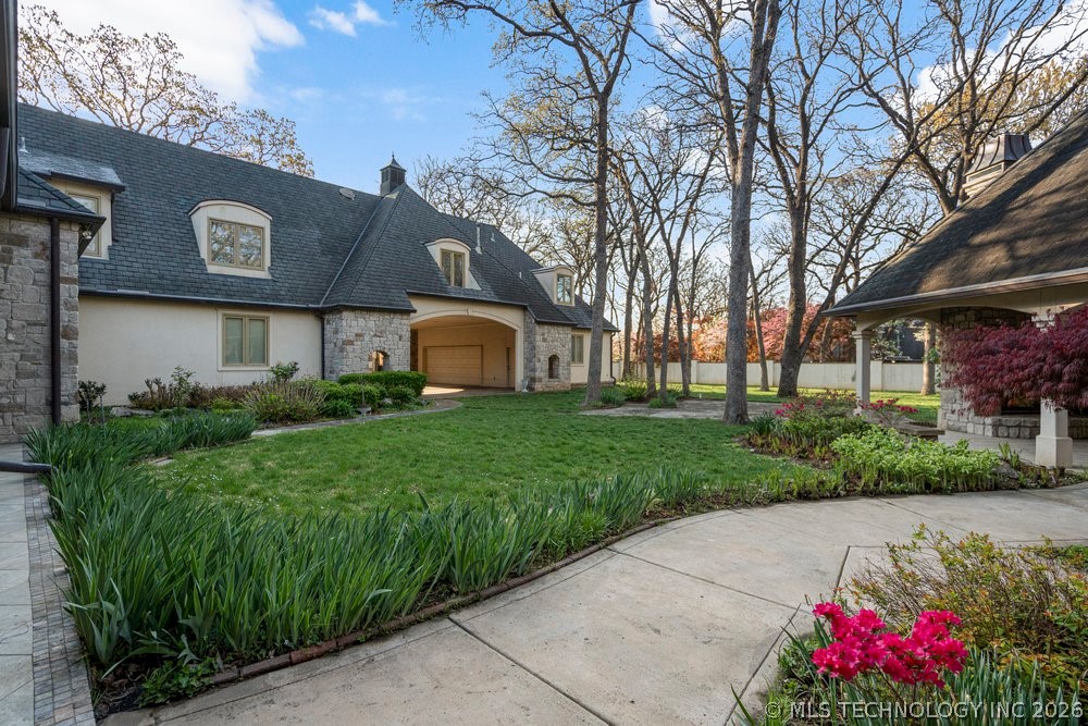 6308 E 105th Street Tulsa OK 74137