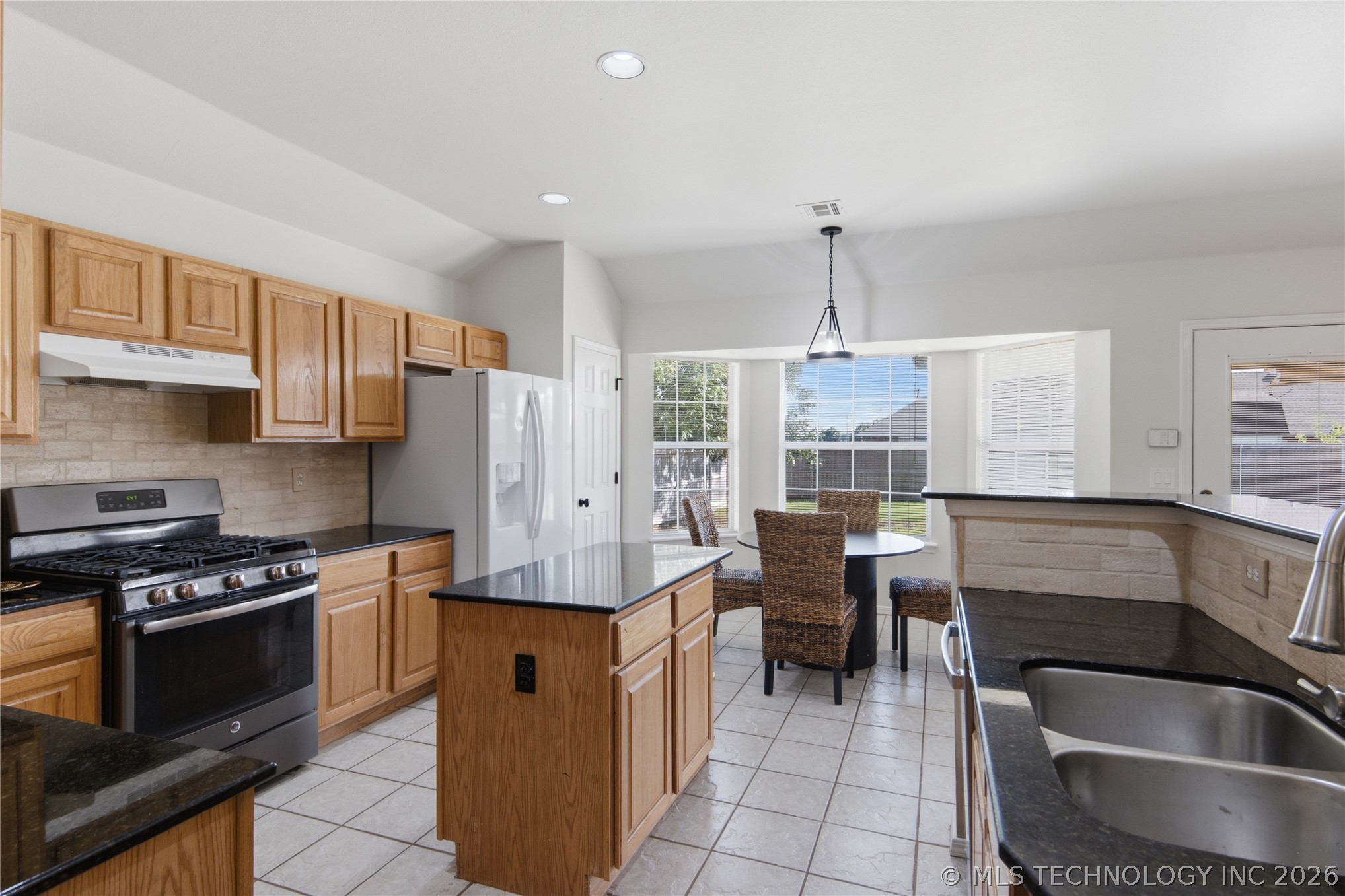 14916 E 88th Street Owasso OK 74055