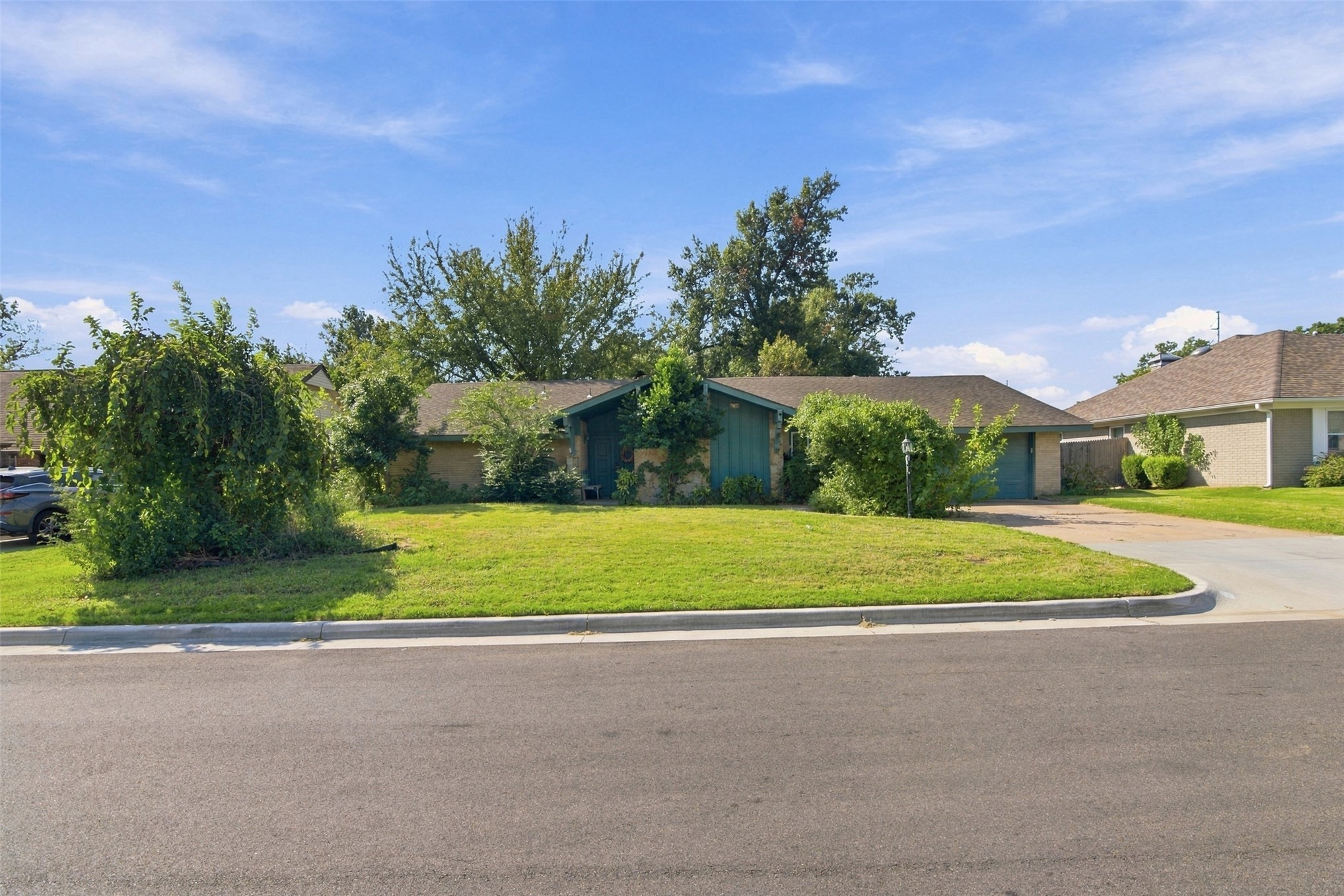 5748 E 47th Place Tulsa OK 74135