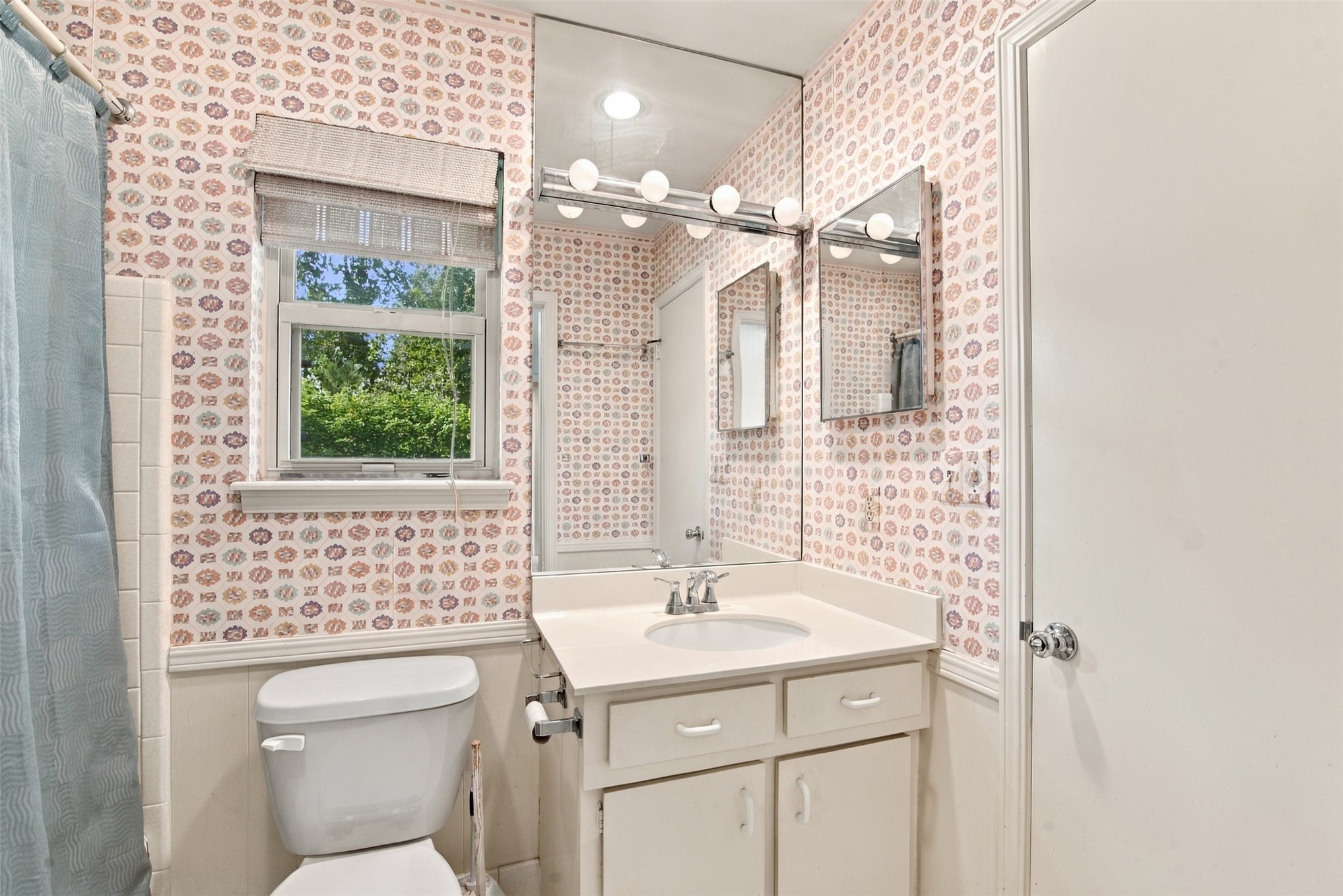 5748 E 47th Place Tulsa OK 74135