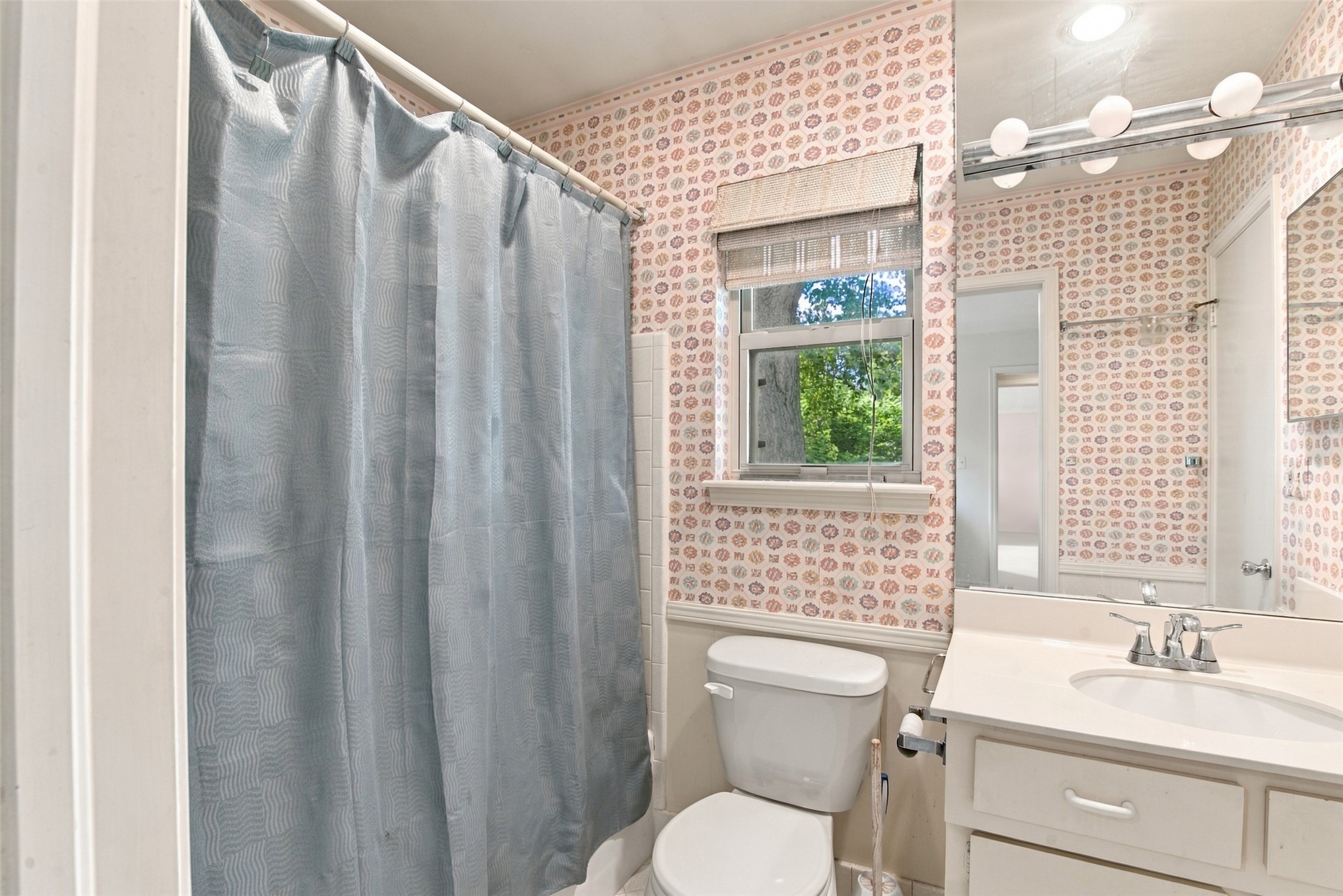 5748 E 47th Place Tulsa OK 74135