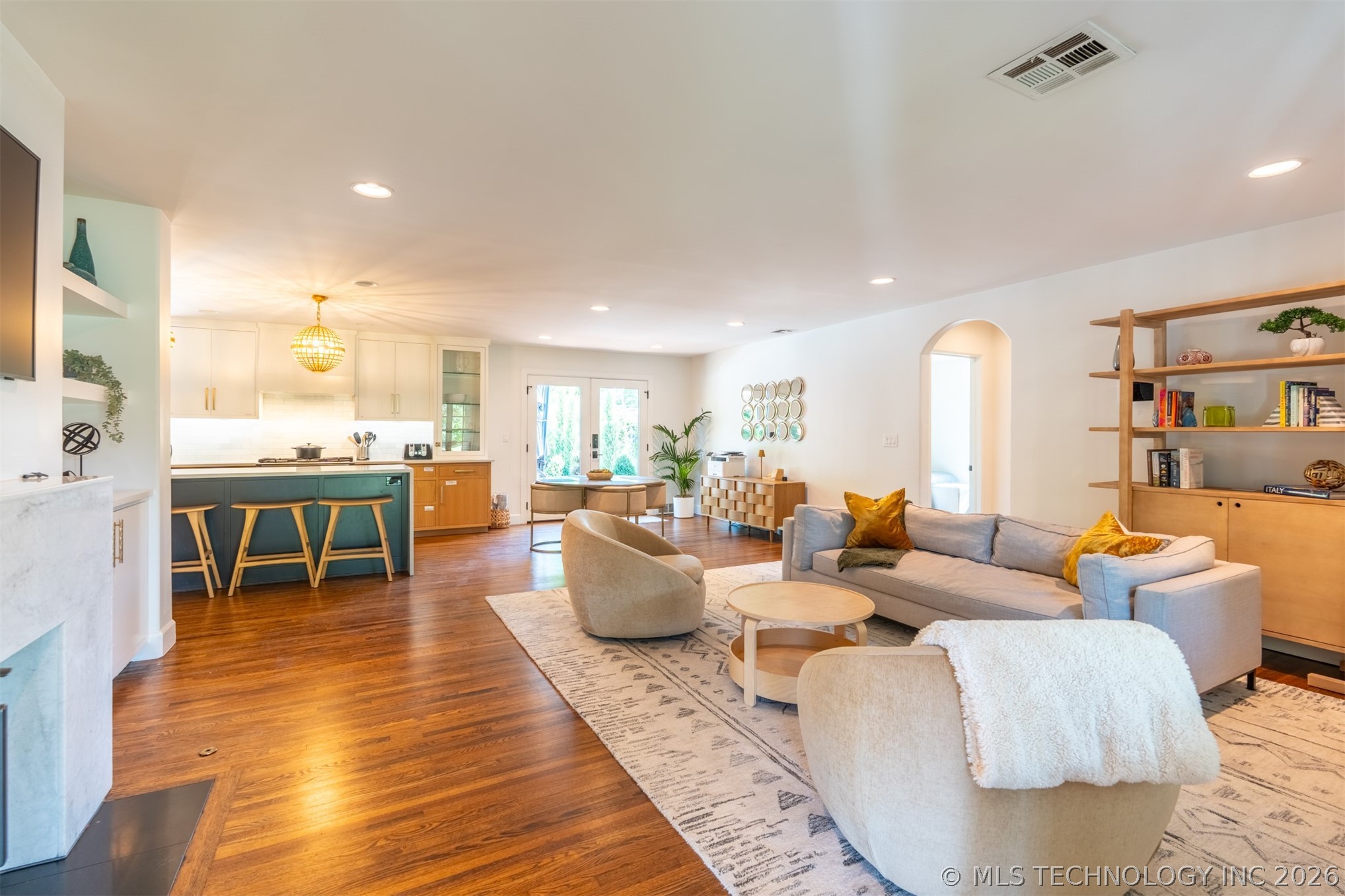 2415 E 36th Place Tulsa OK 74105