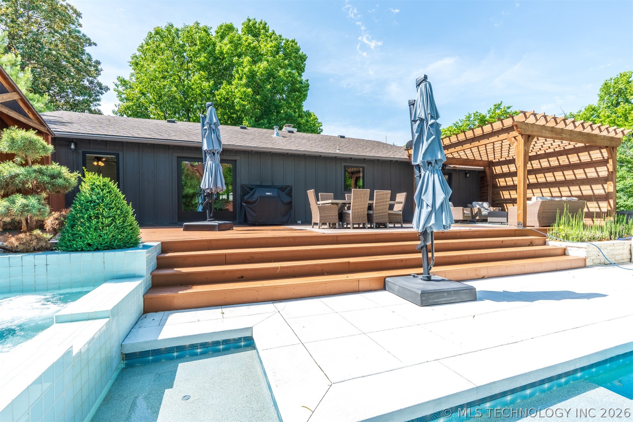 2415 E 36th Place Tulsa OK 74105