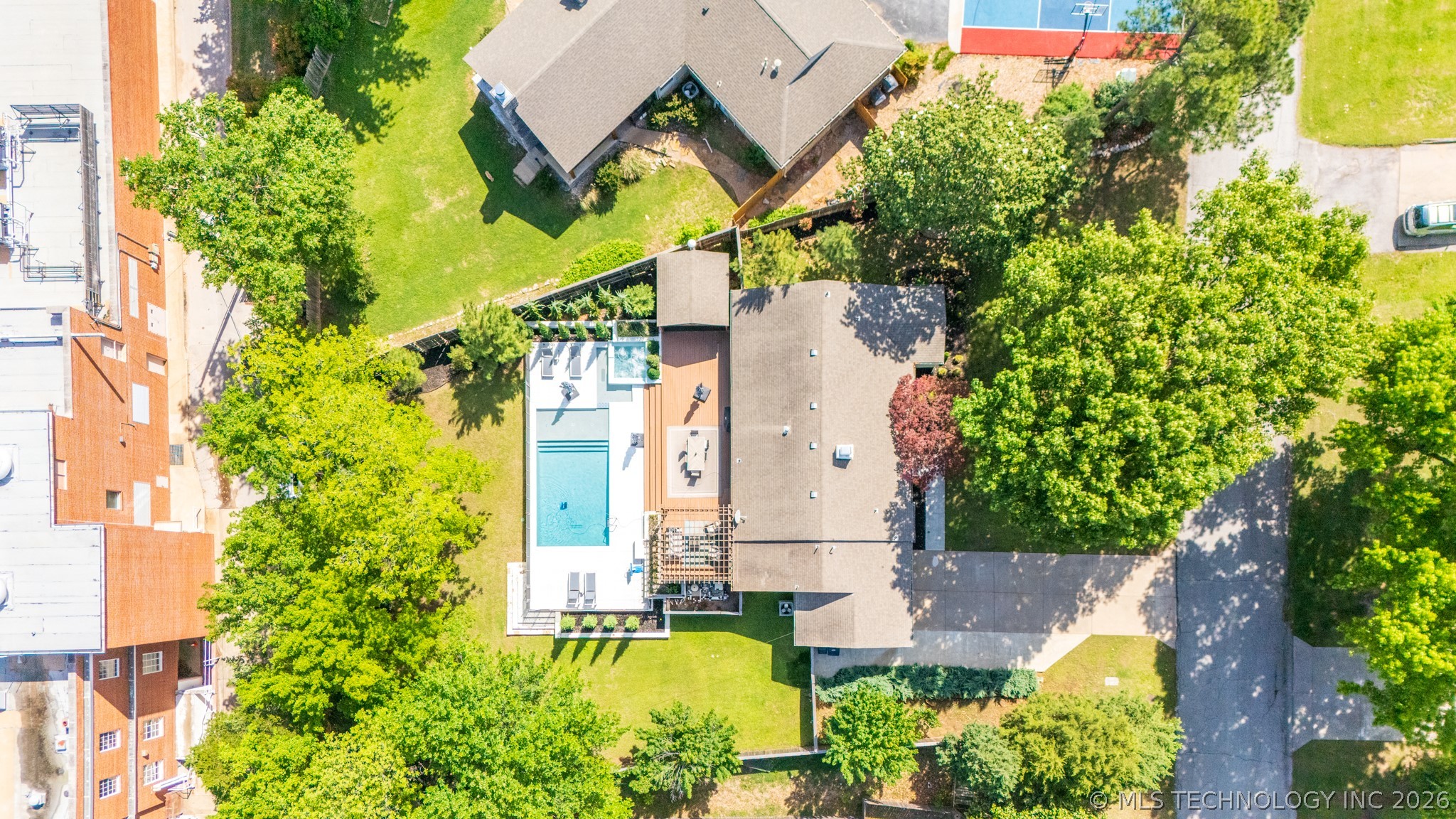 2415 E 36th Place Tulsa OK 74105