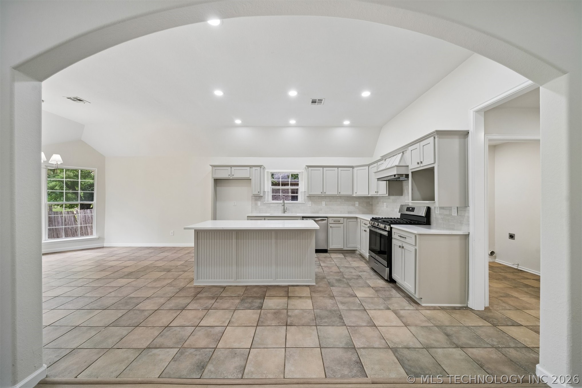 10731 E 142nd Place Collinsville OK 74021