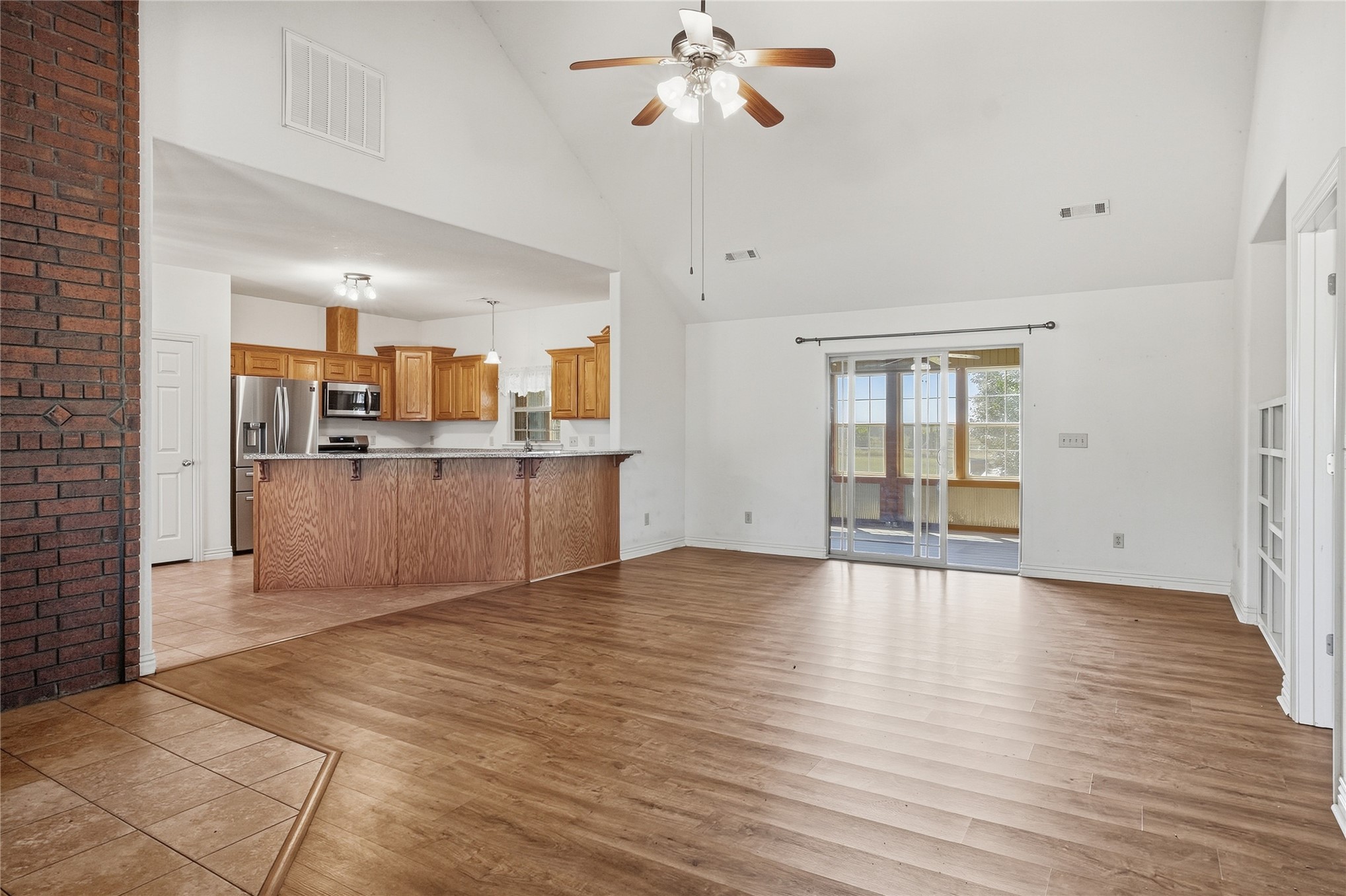 472732 E 650 Road Watts OK 74964