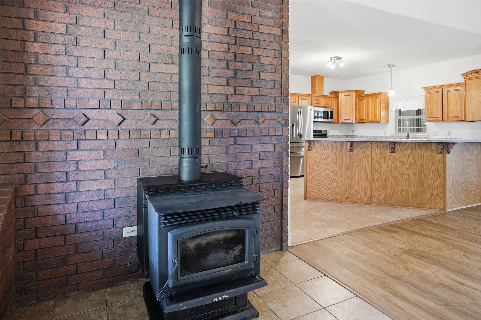 472732 E 650 Road Watts OK 74964