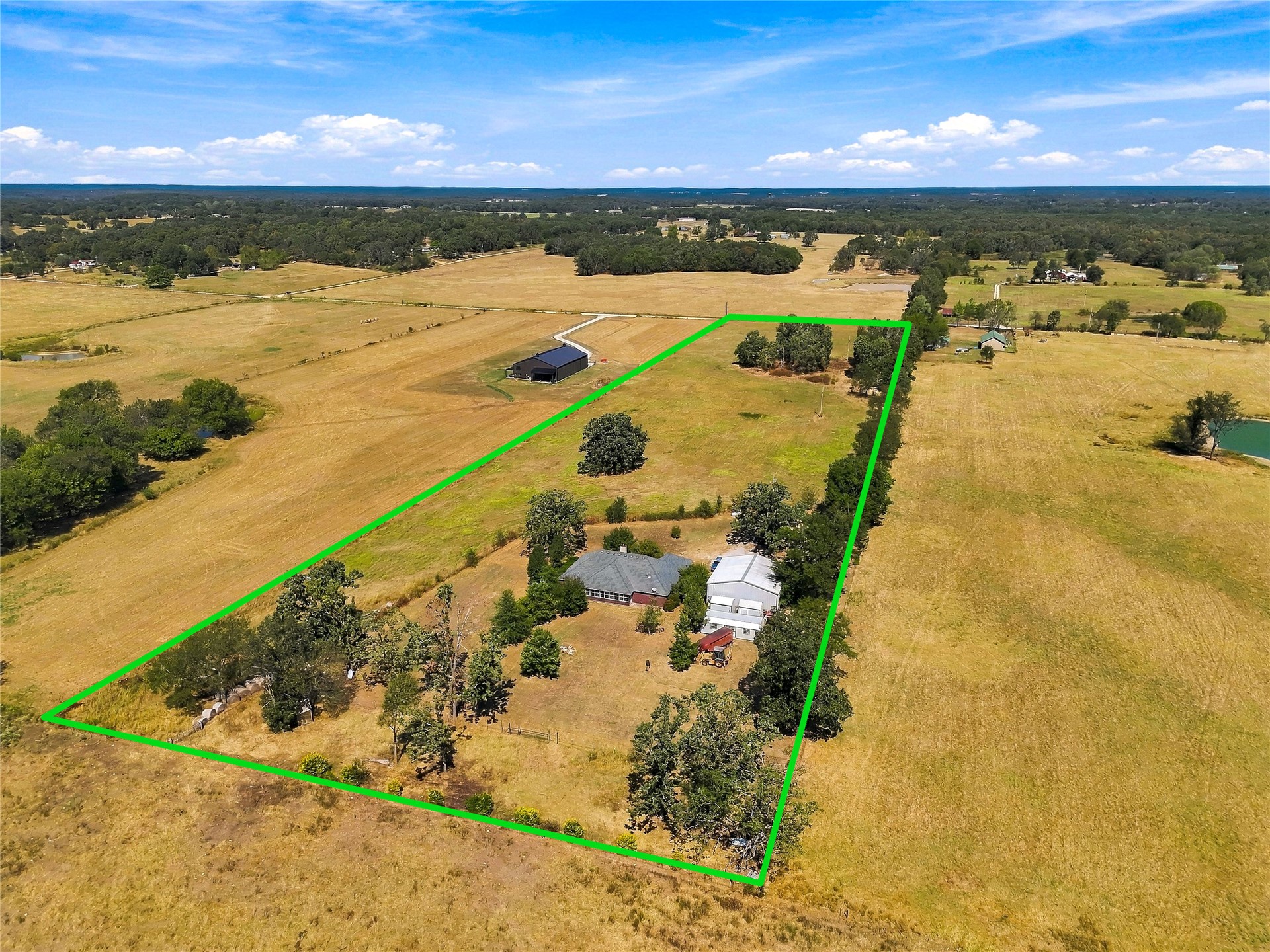 472732 E 650 Road Watts OK 74964