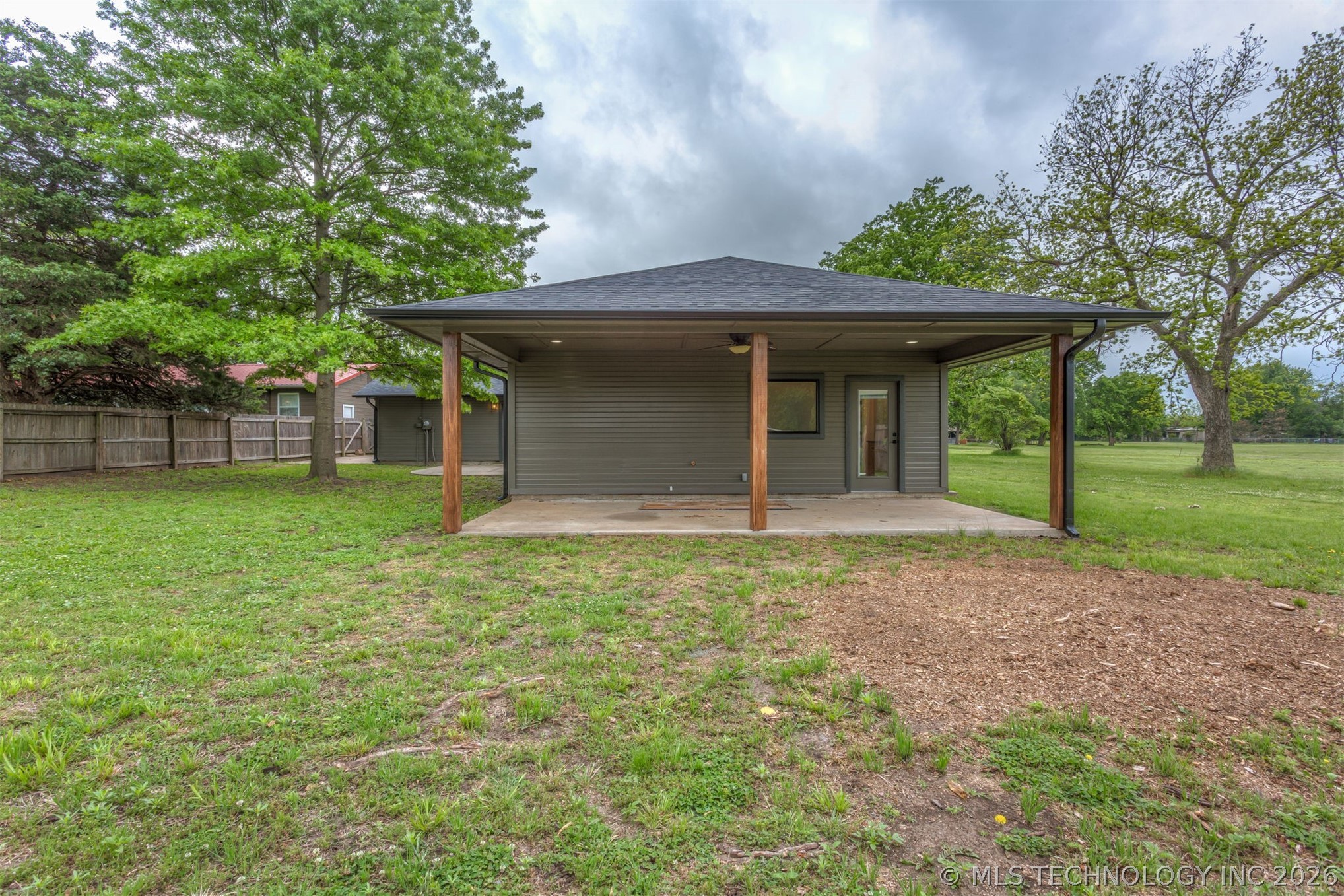418 W Cooweescoowee Avenue W Oologah OK 74053