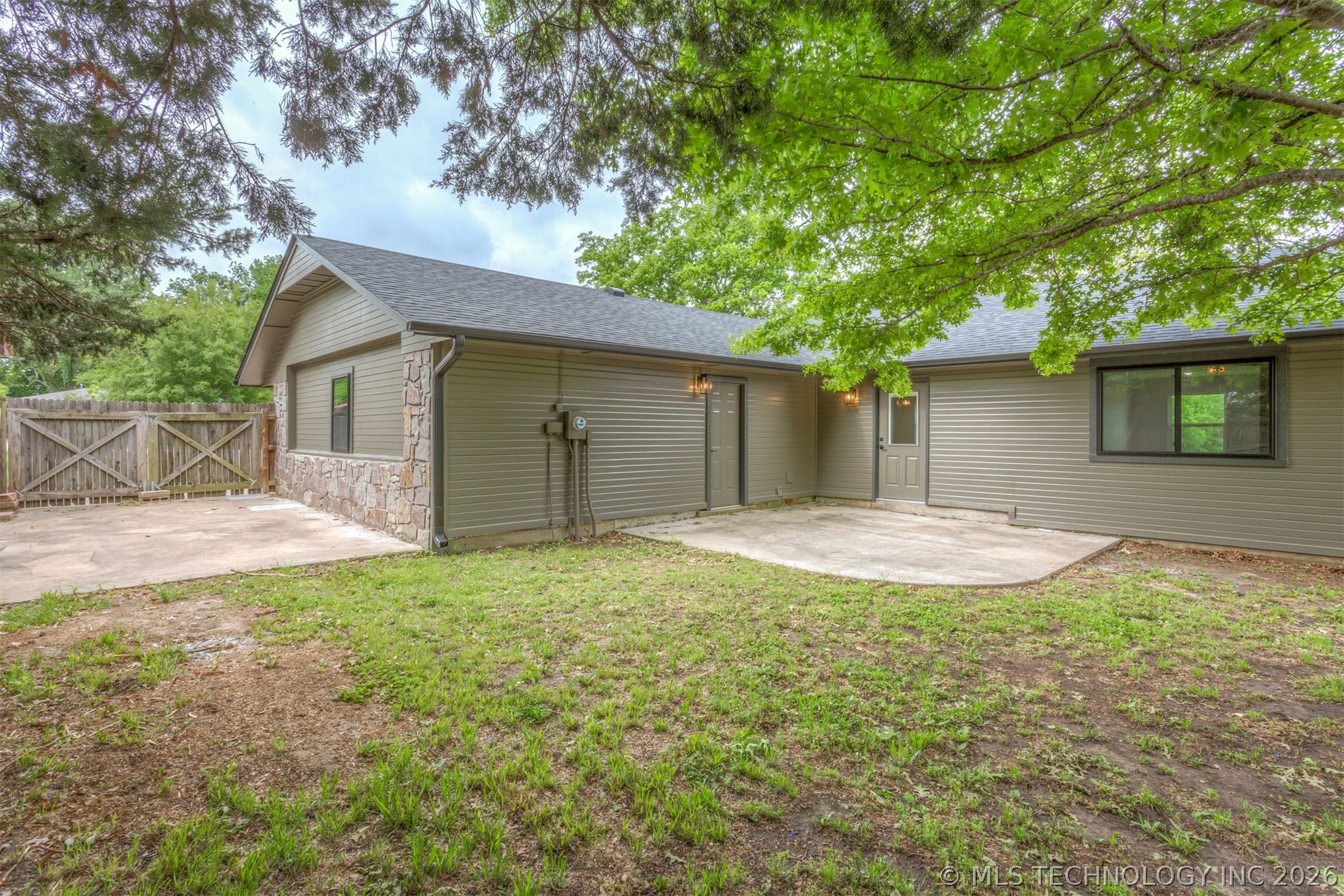 418 W Cooweescoowee Avenue W Oologah OK 74053