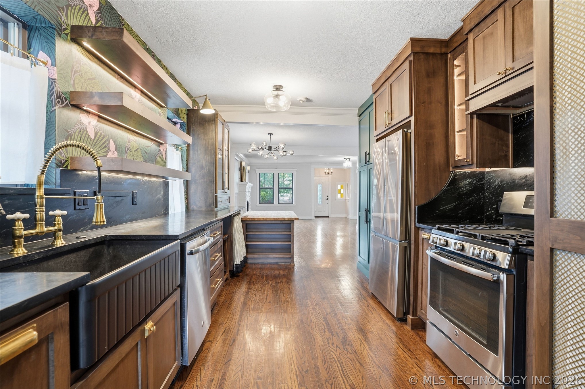 1624 S Victor Avenue Tulsa OK 74104