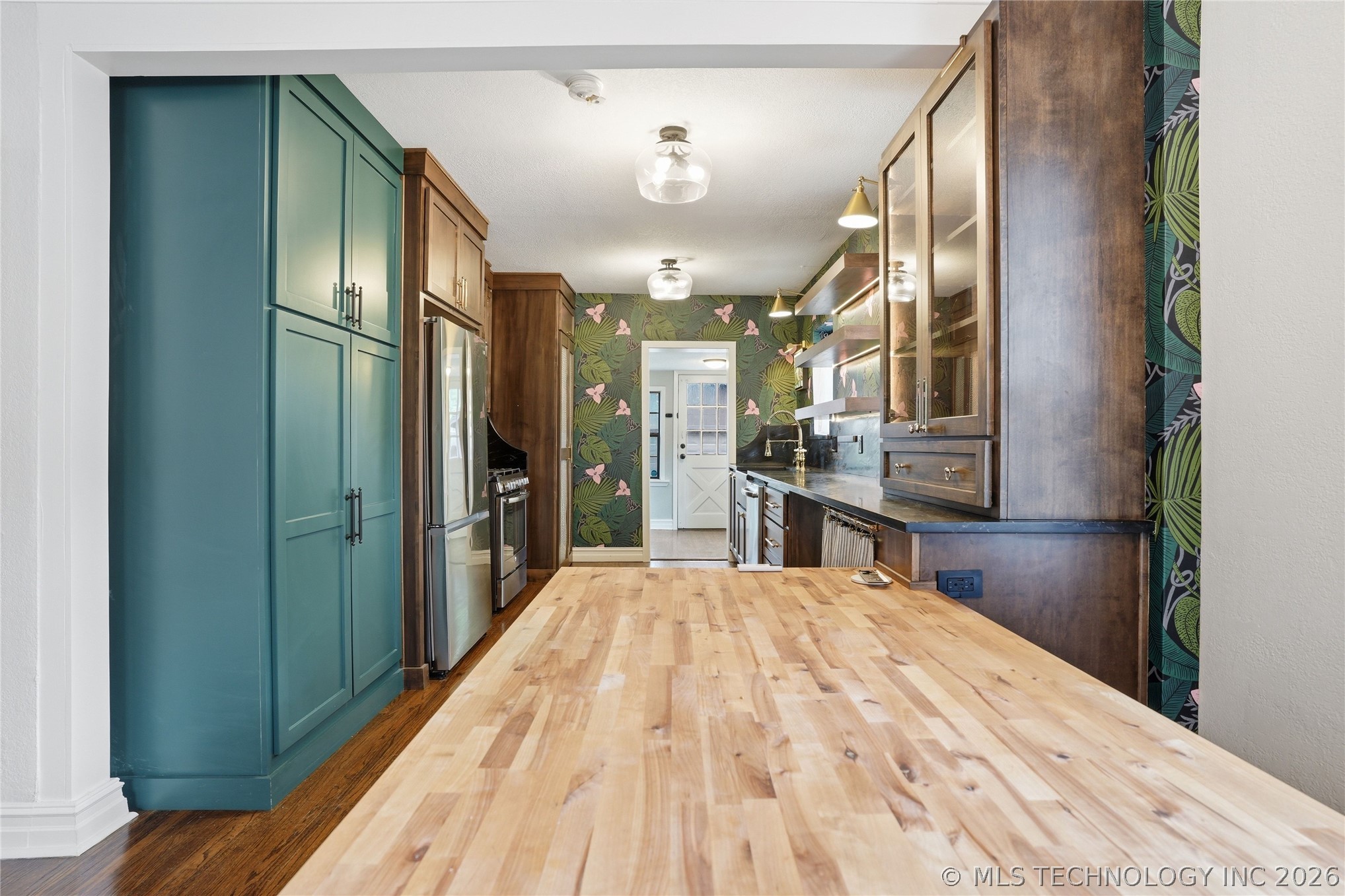 1624 S Victor Avenue Tulsa OK 74104