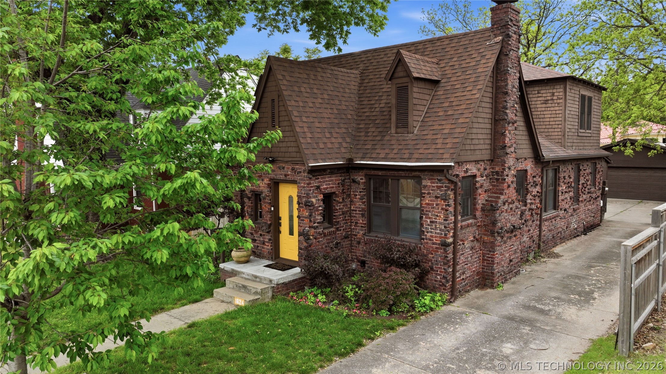 1624 S Victor Avenue Tulsa OK 74104