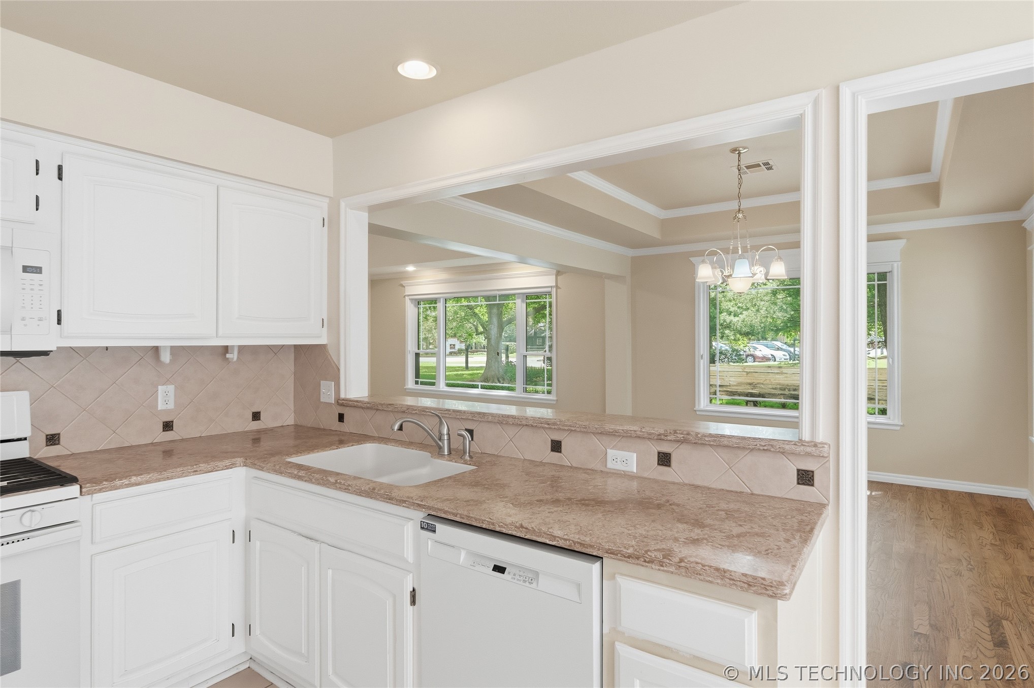 419 N Forest Ridge Boulevard Broken Arrow OK 74014
