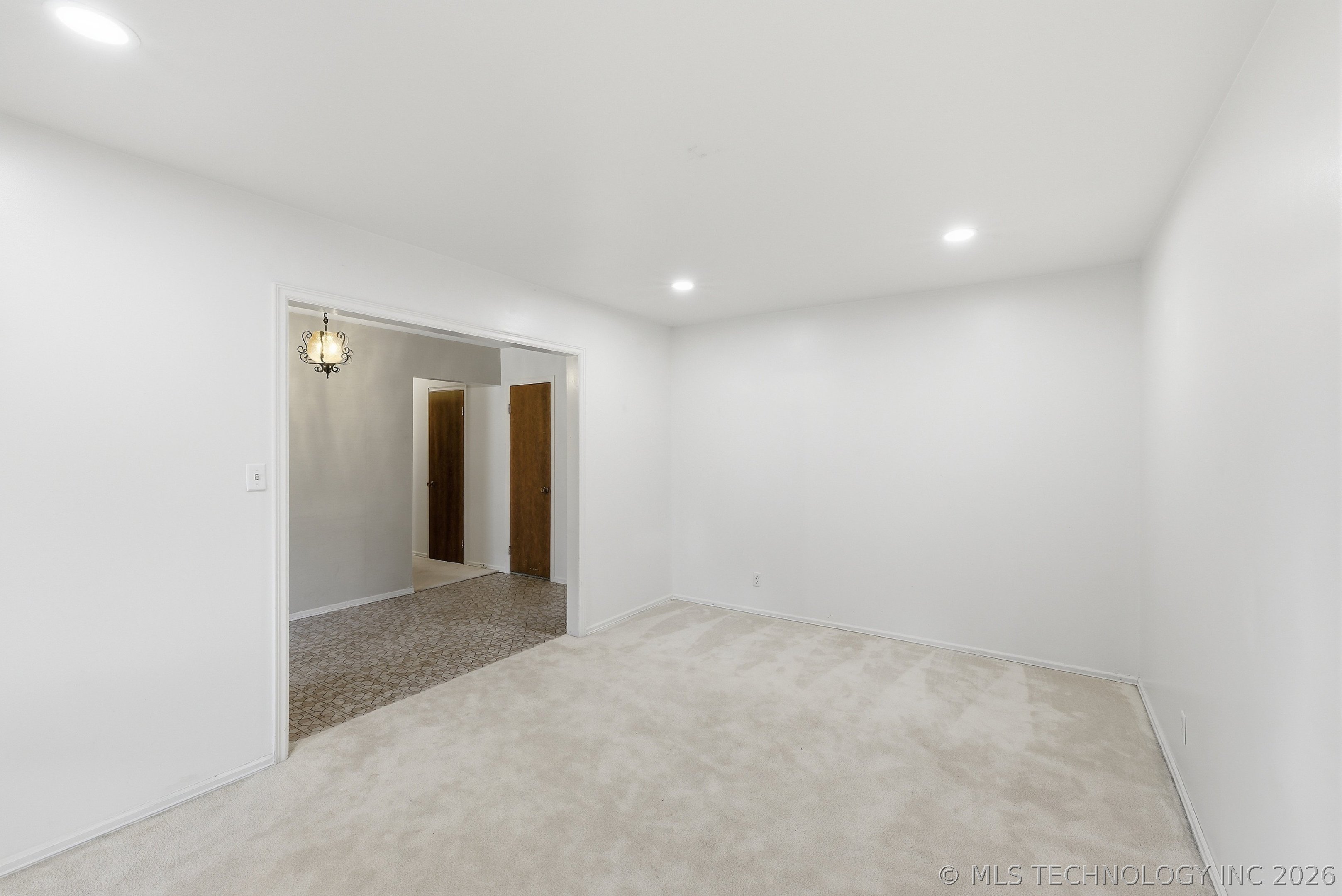 6828 E 47th Street Tulsa OK 74145