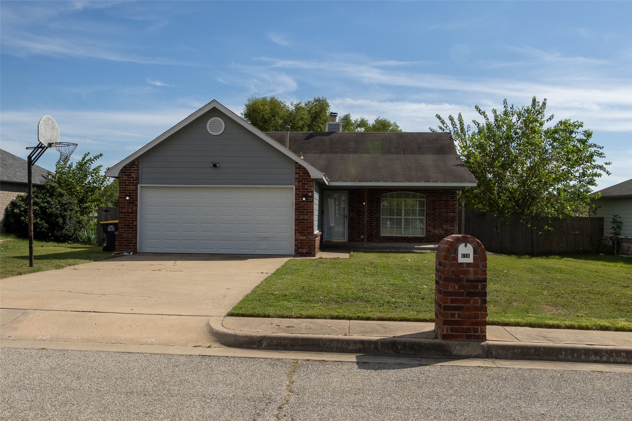 616 W Dogwood Street Coweta OK 74429