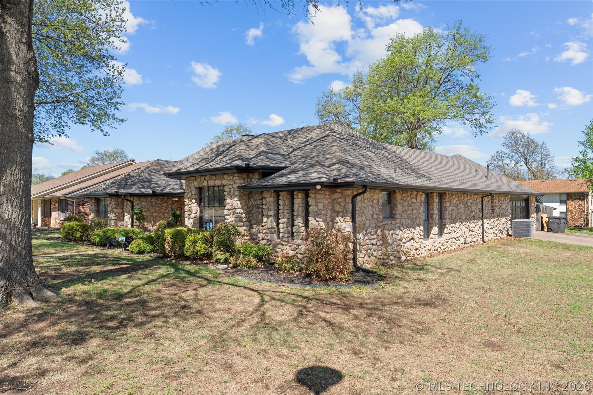 4620 Rolling Meadows Road Bartlesville OK 74006