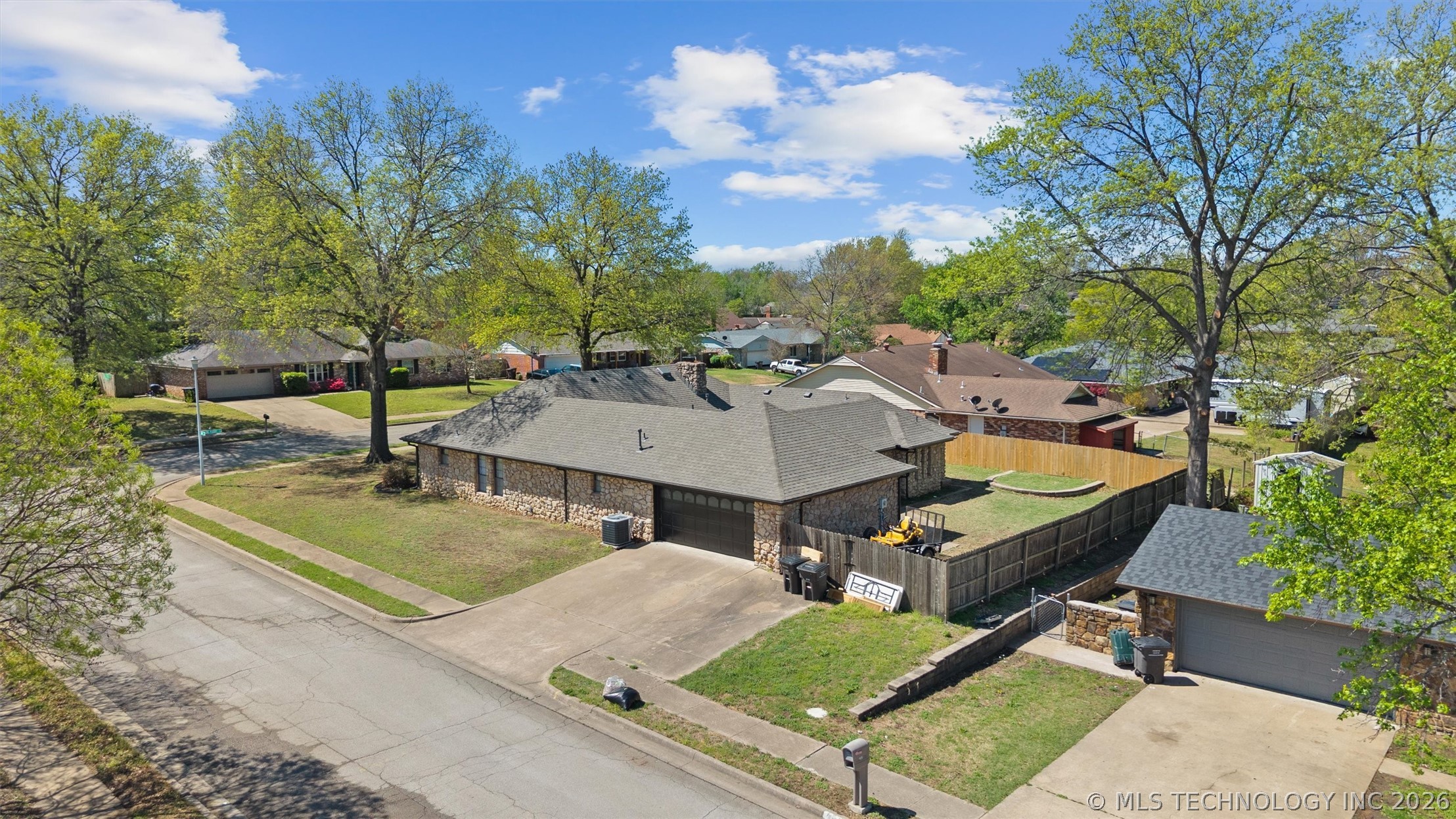 4620 Rolling Meadows Road Bartlesville OK 74006
