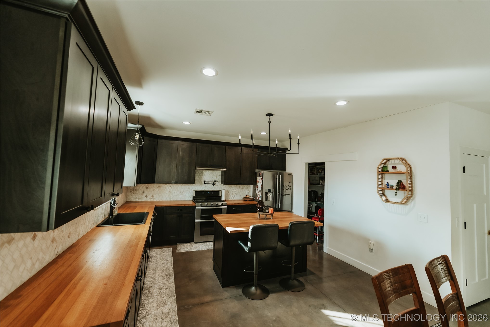 348550 E Parkside Drive Pawnee OK 74058