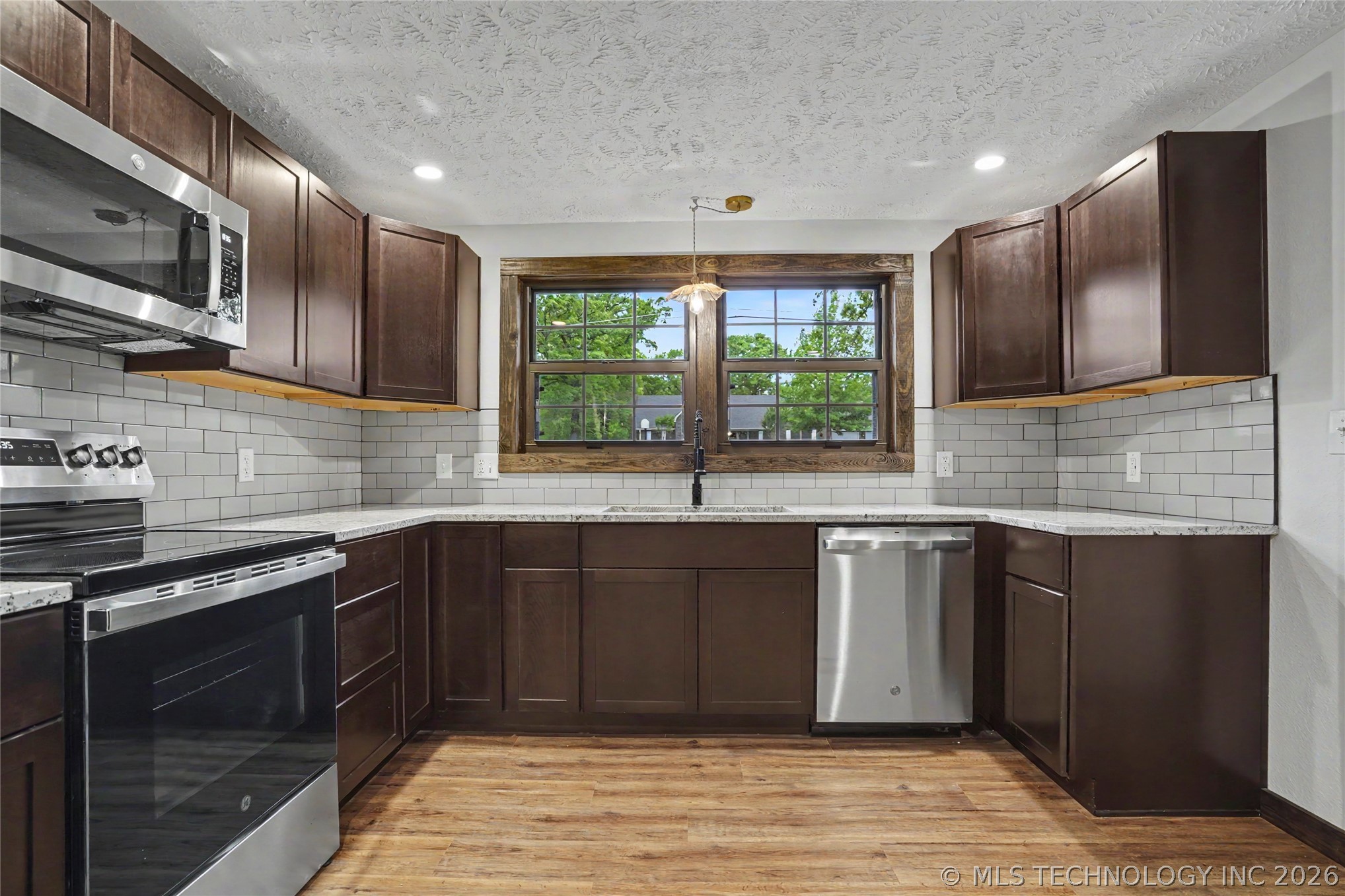 244 Covey Lane Locust Grove OK 74352
