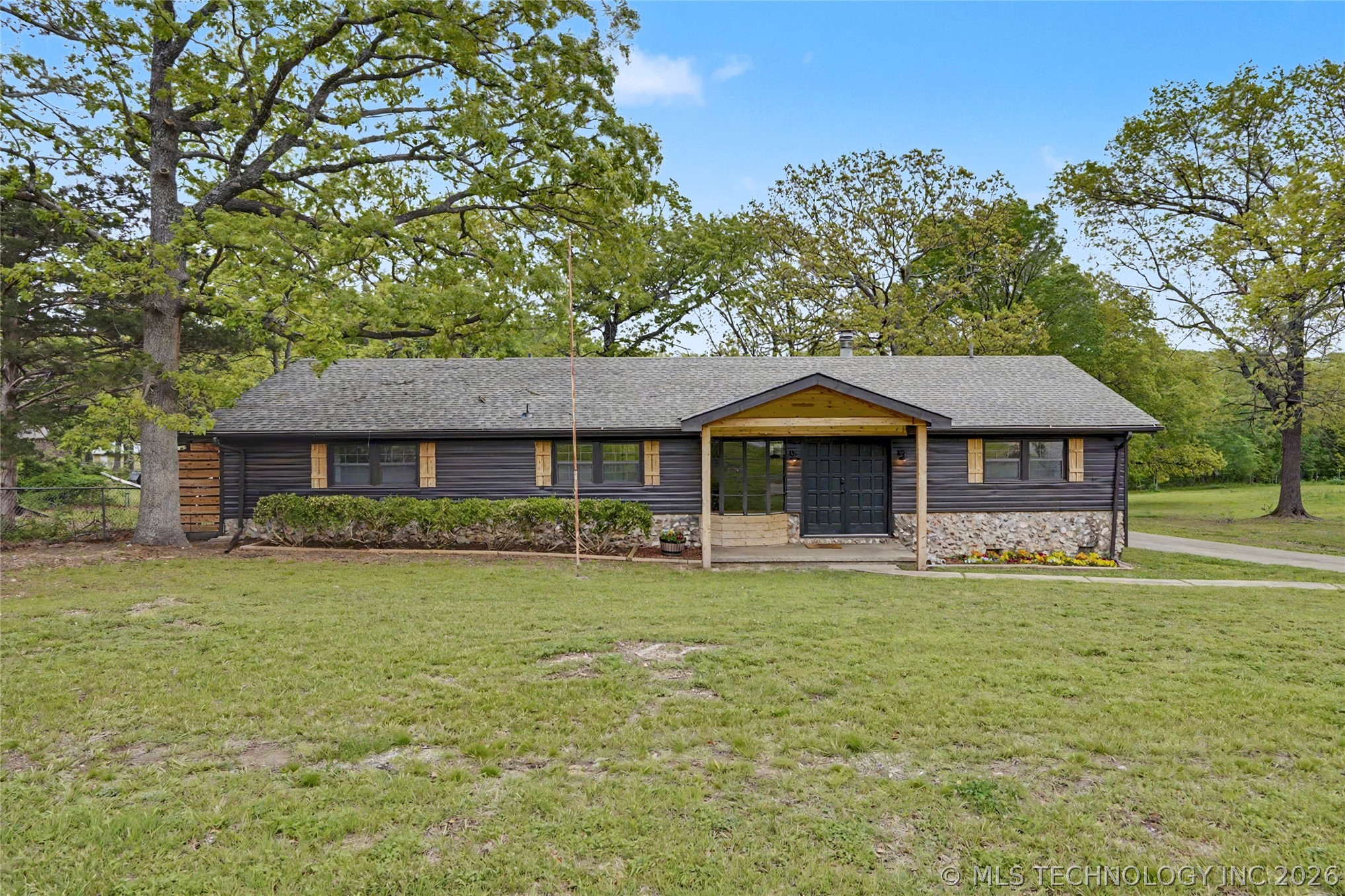 244 Covey Lane Locust Grove OK 74352
