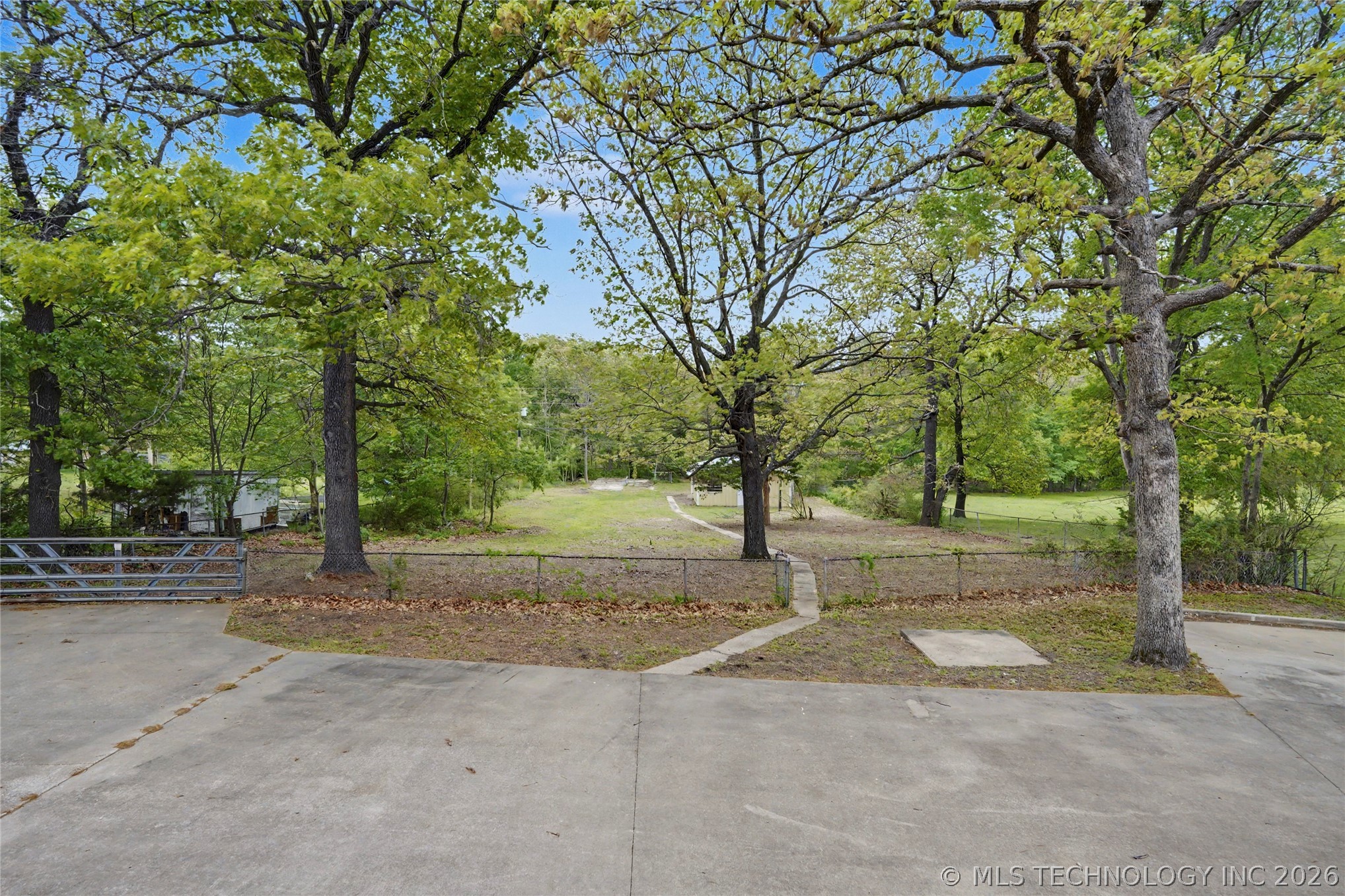 244 Covey Lane Locust Grove OK 74352