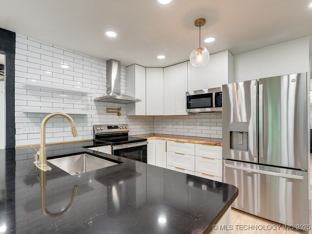 531 N Crownpoint Ada OK 74820