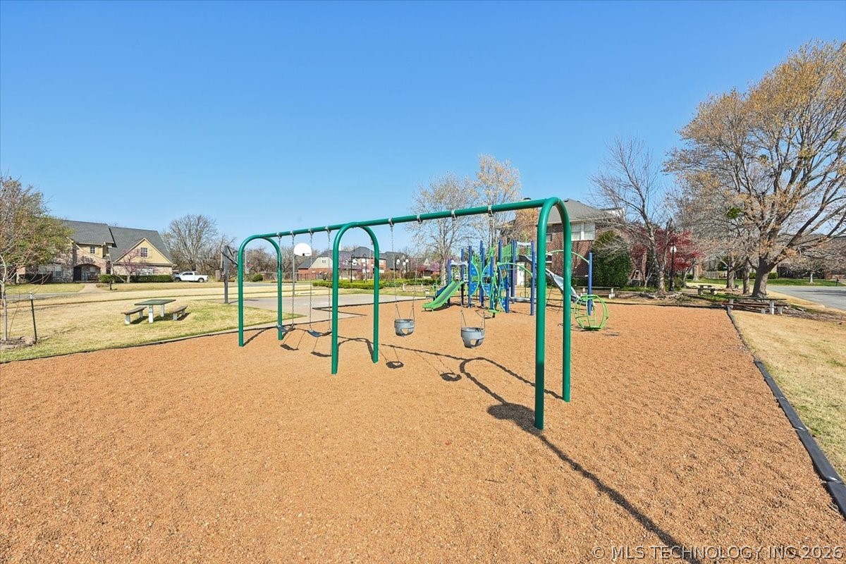 8245 S 100th Place E Tulsa OK 74133