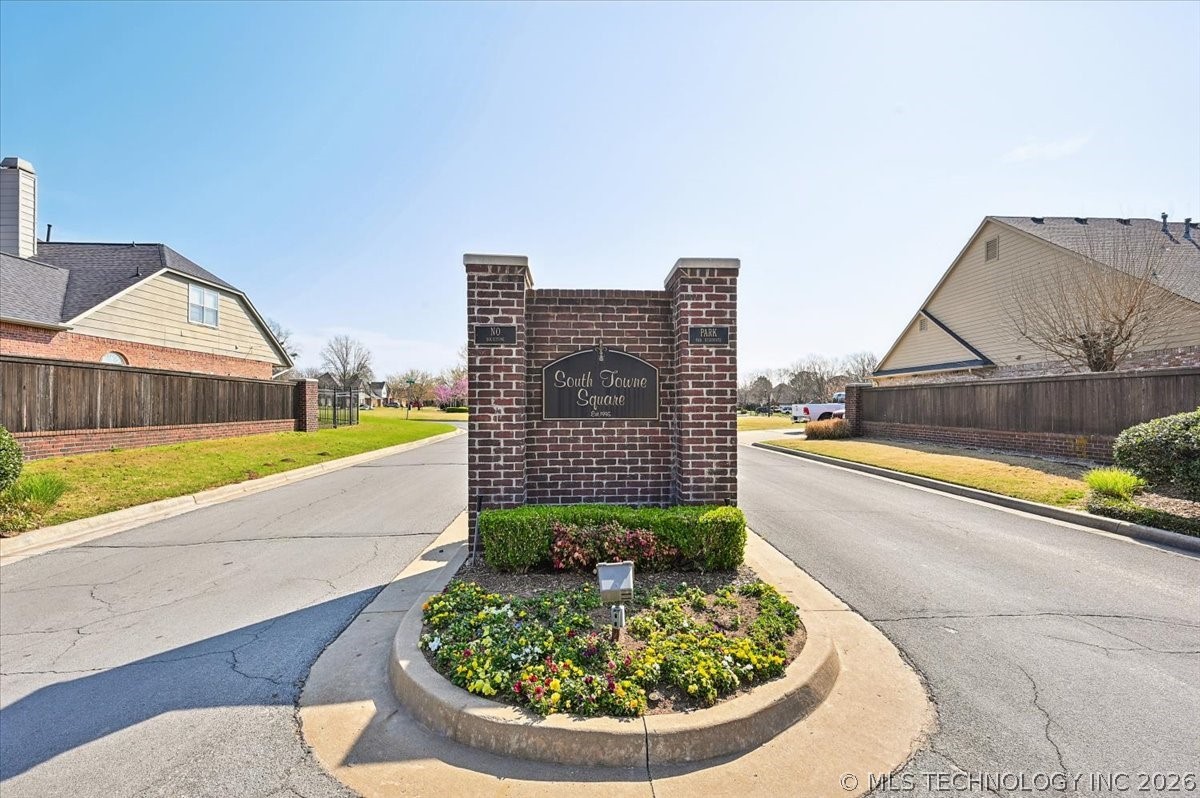 8245 S 100th Place E Tulsa OK 74133