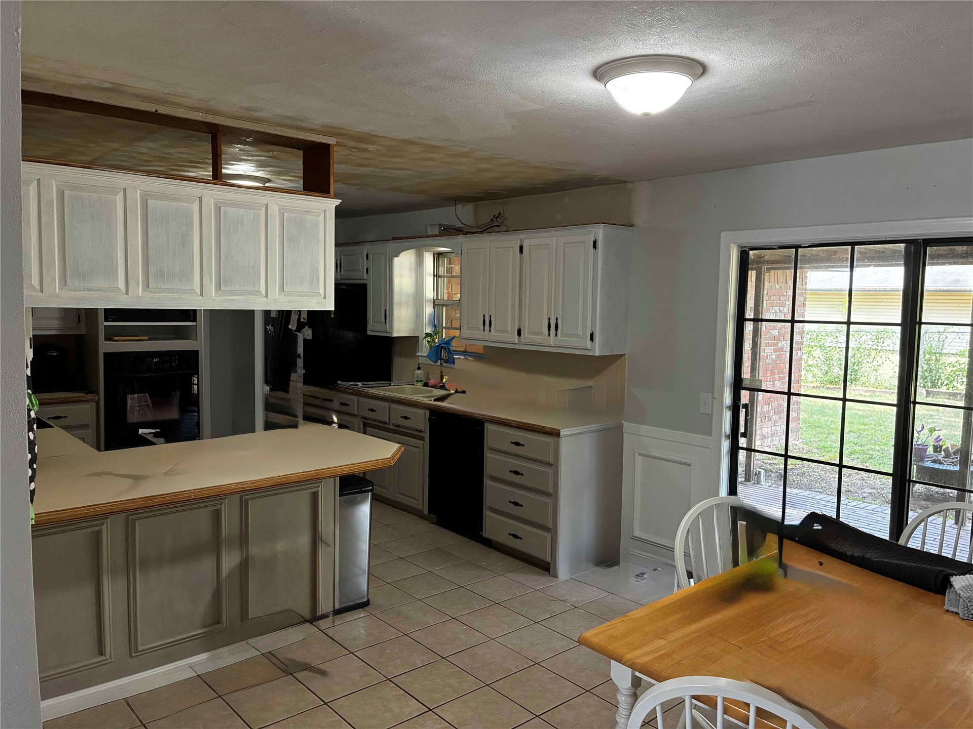 1913 White Avenue Tahlequah OK 74464